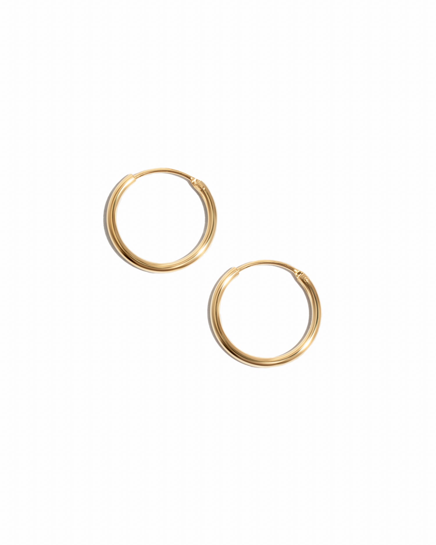 minimalist gold threader earrings