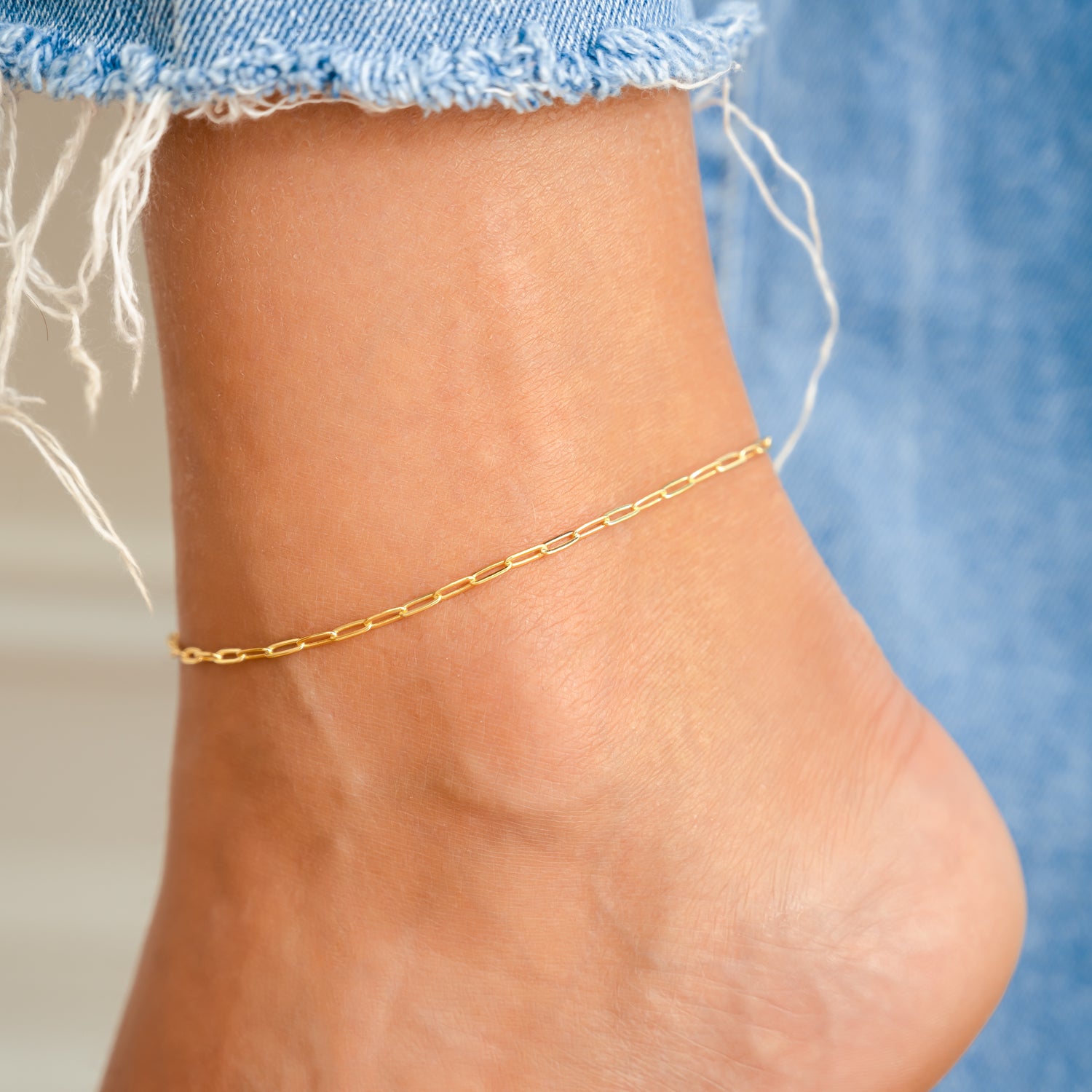 Gold dainty paperclip chain ankle bracelet