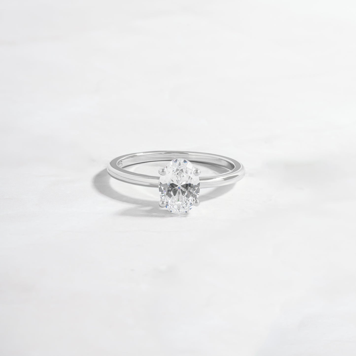 Solitaire Oval Ring