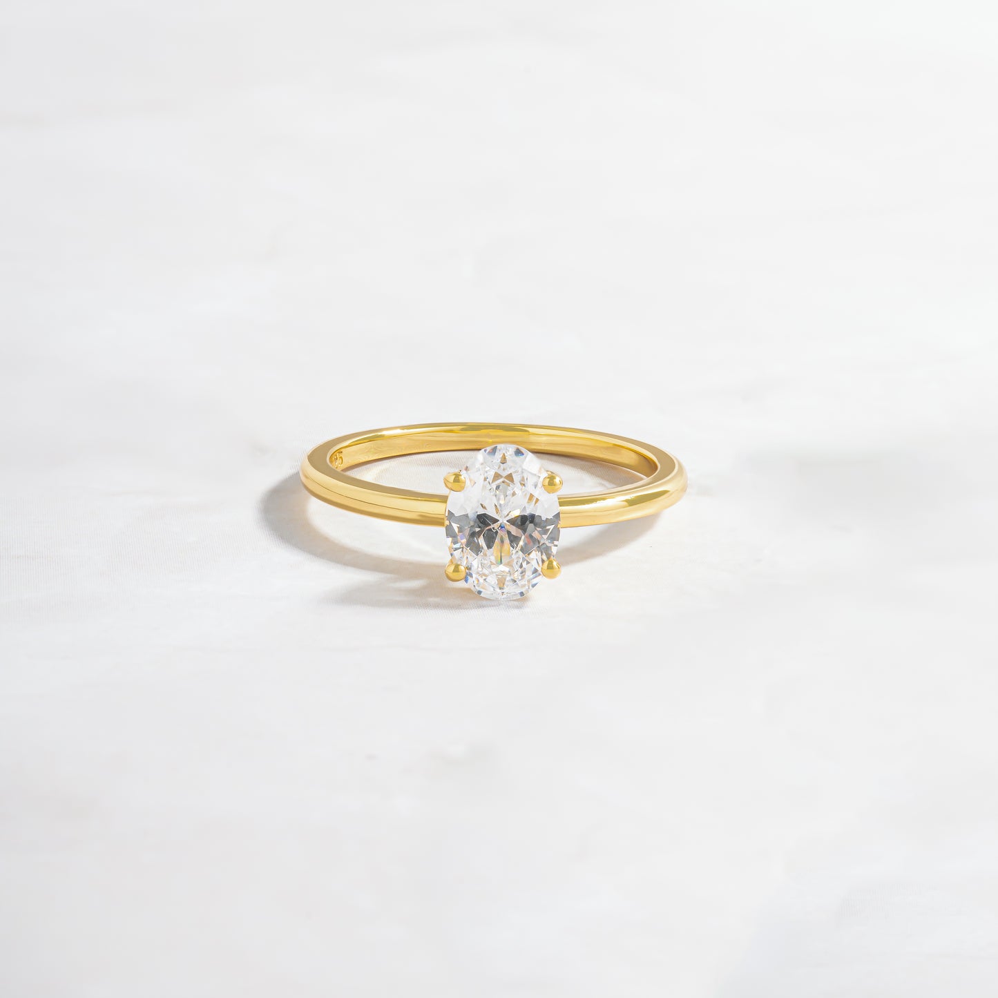 Solitaire Oval Ring