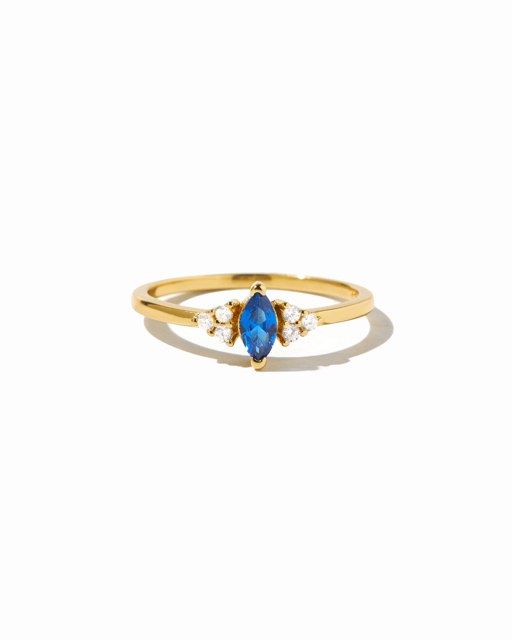 gold sapphire marquise ring