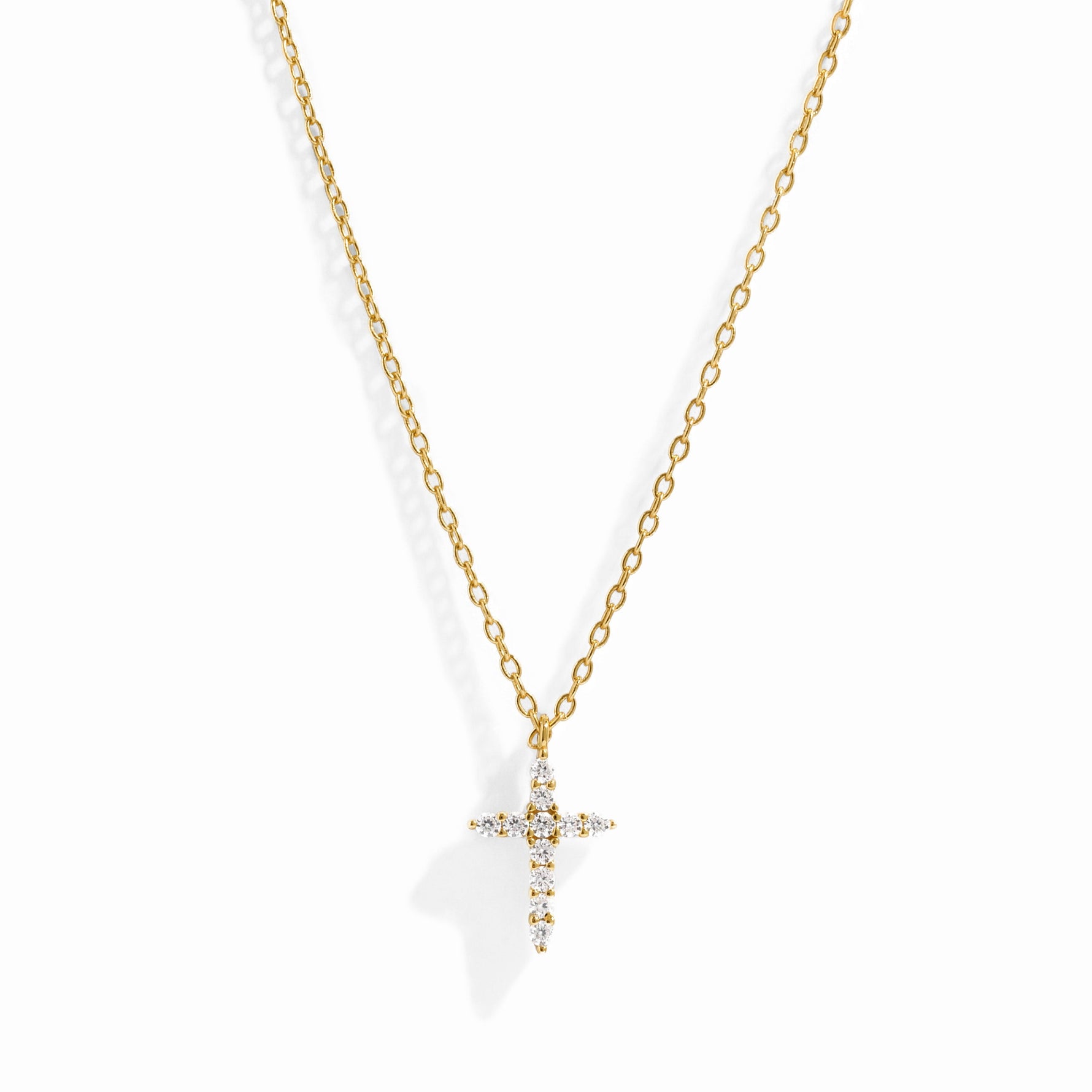closeup image of gold cubic zirconia chain necklace