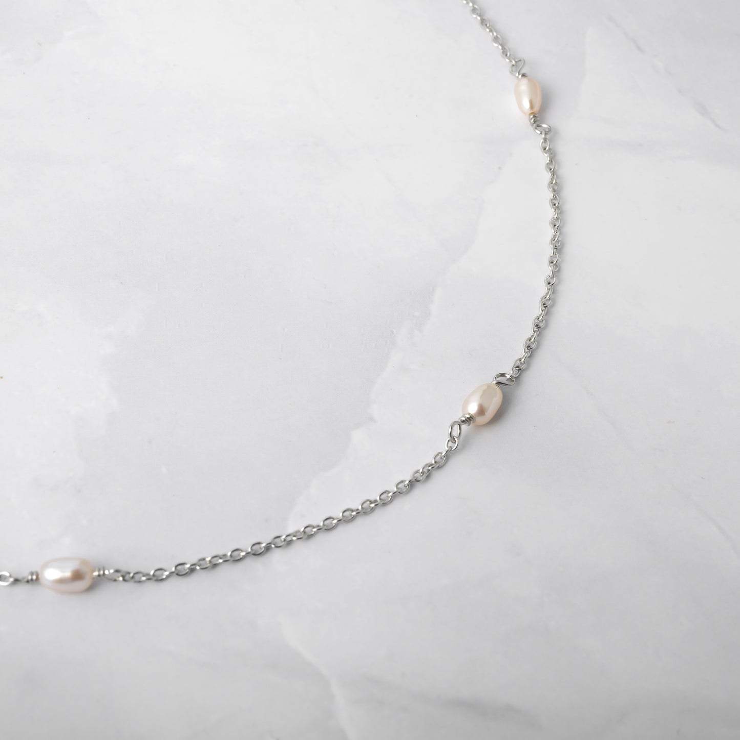 Dainty Beaded Pearl Necklace