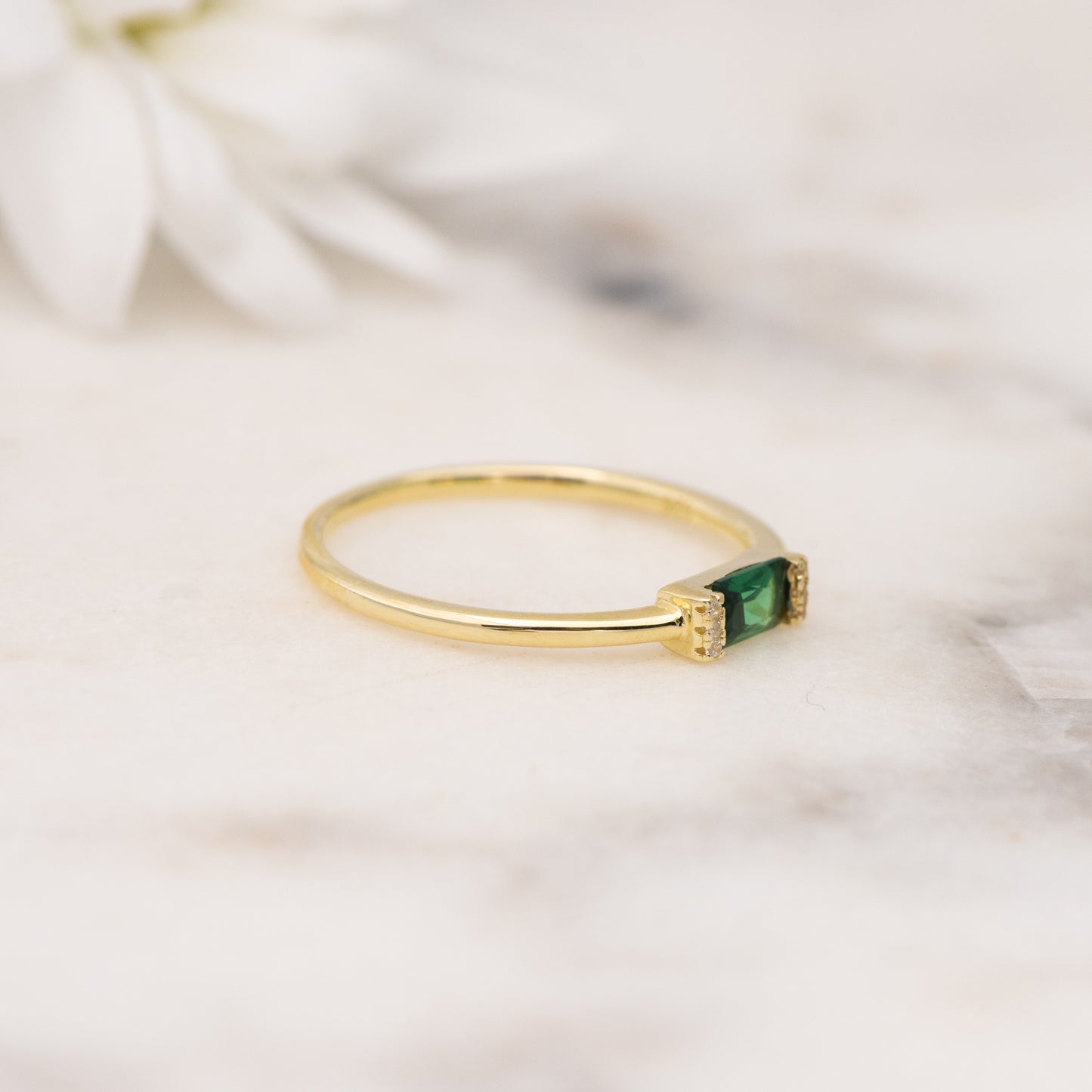 Emerald Simple Baguette Ring