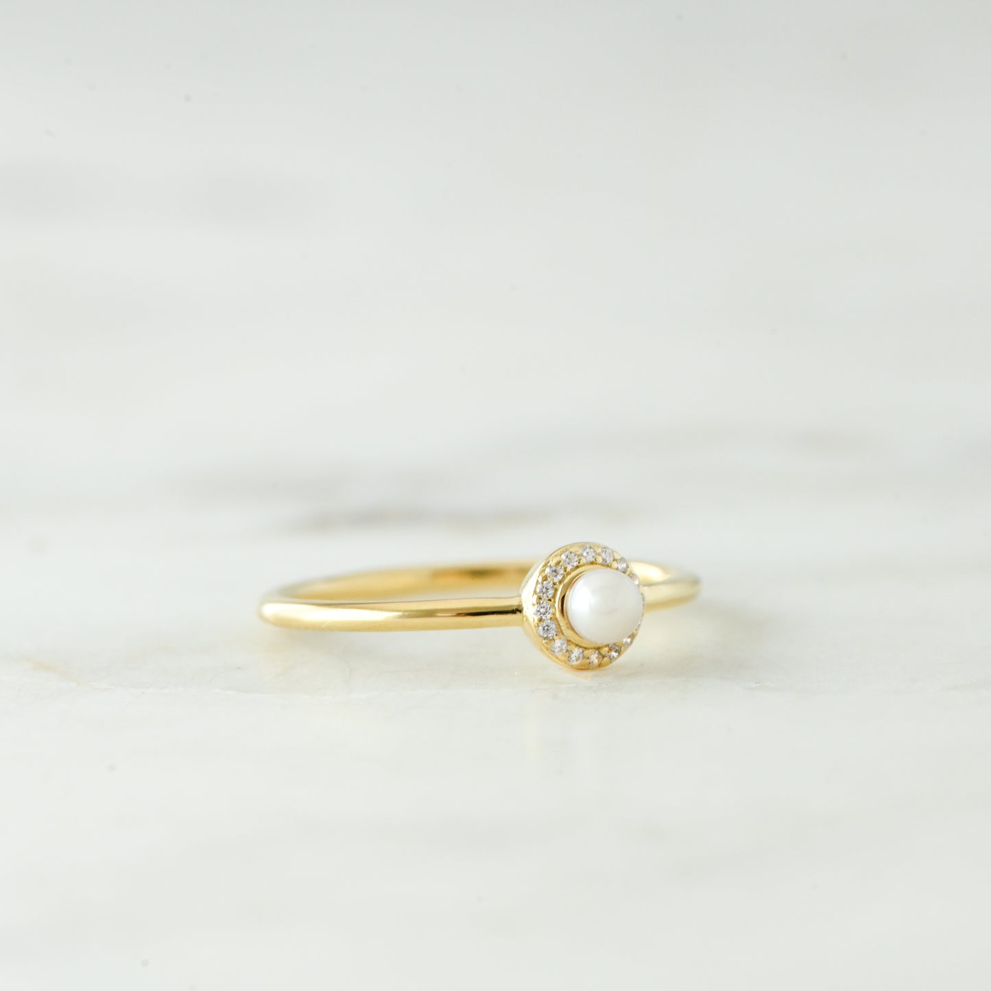 Solitaire Pearl Ring