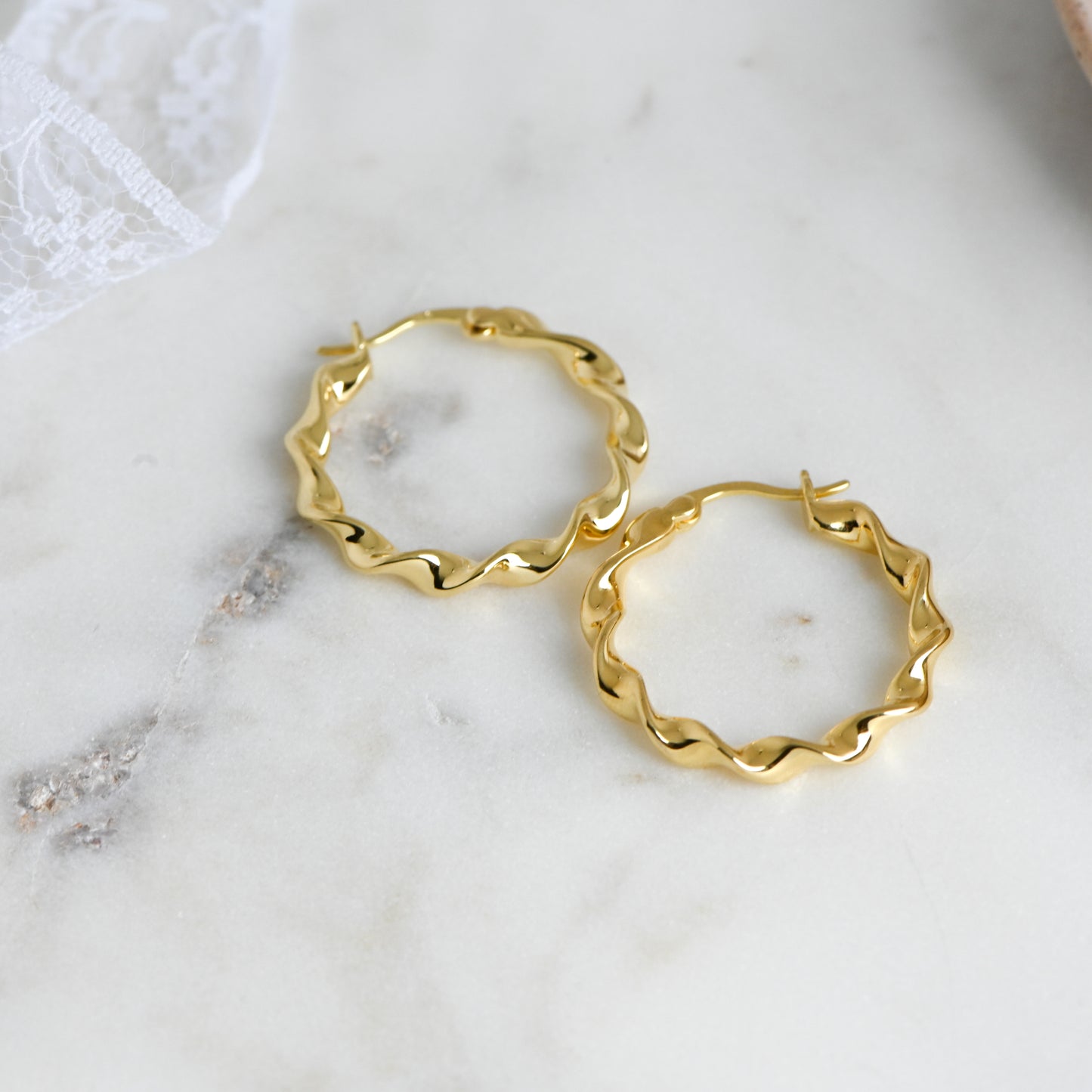 Ribbon Hoops