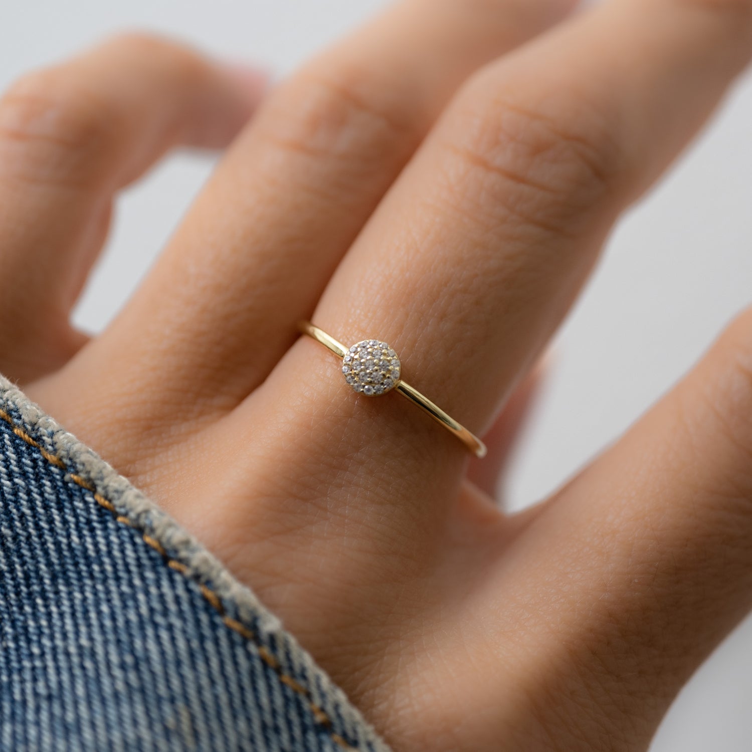 Pavé Circle Ring