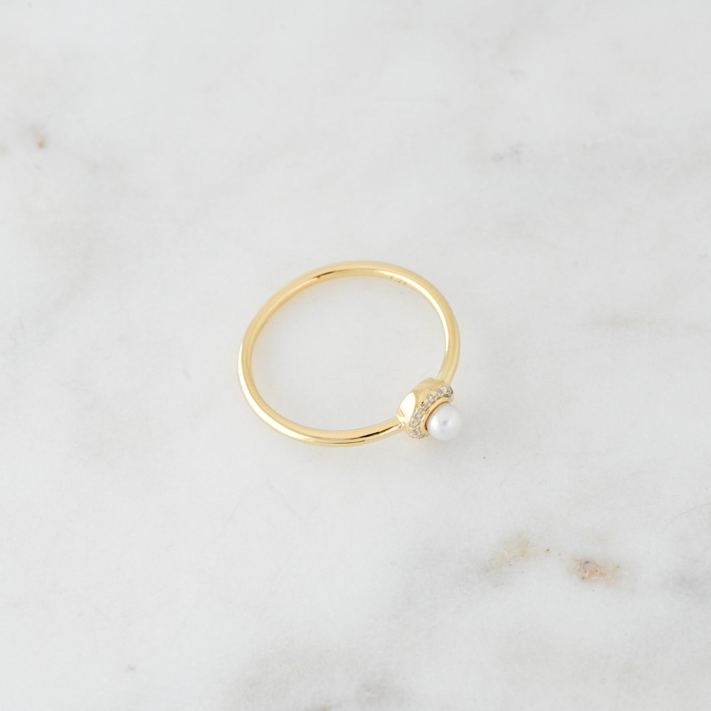 Solitaire Pearl Ring