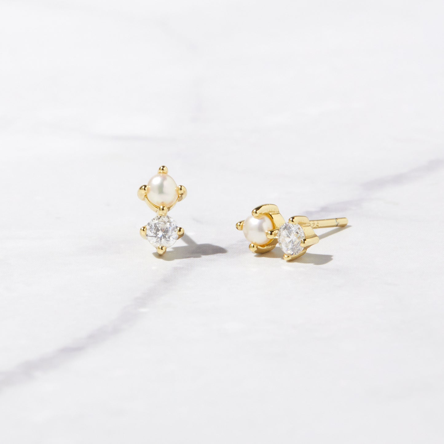 Pearl & CZ Stud