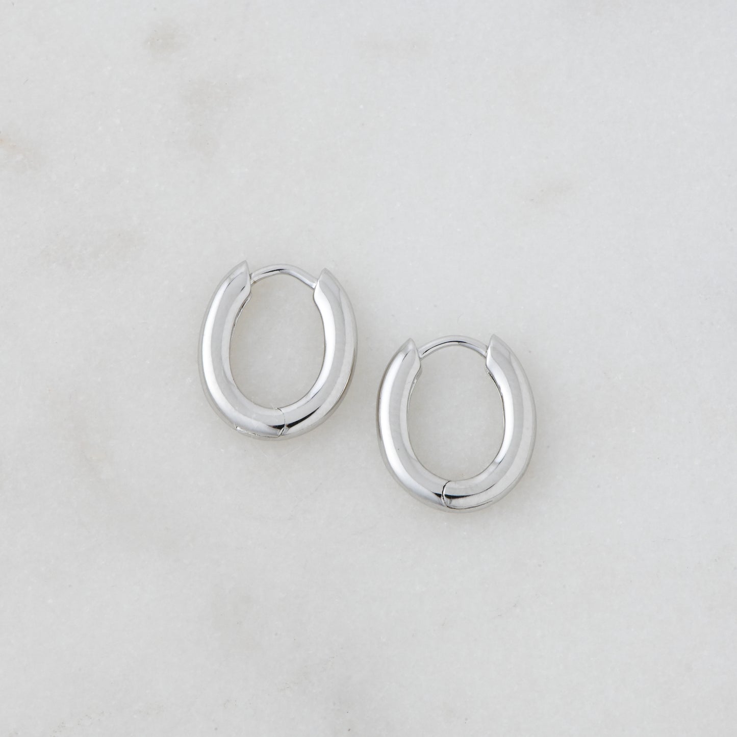 Oval Plain Huggies