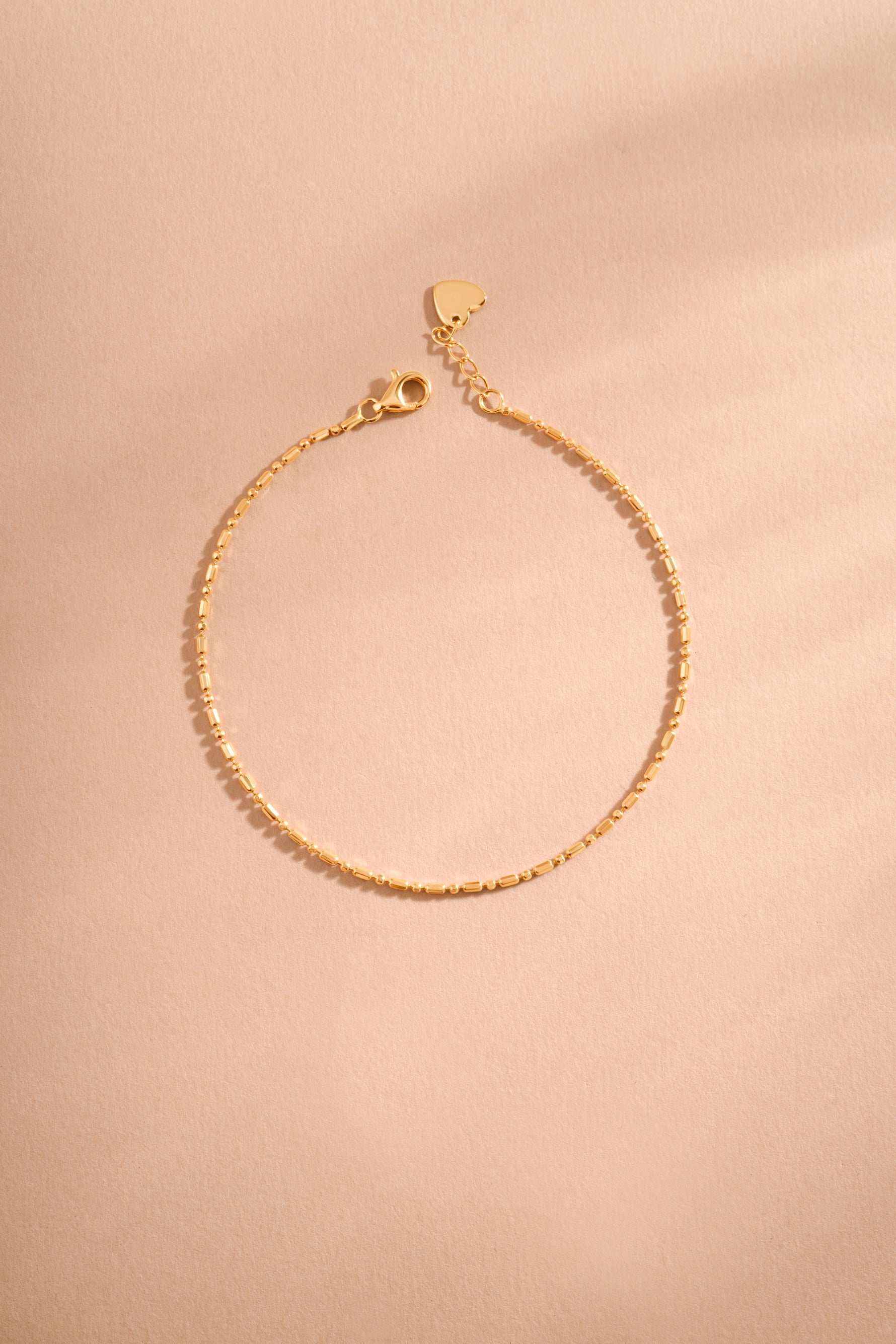 14K solid gold bar station chain bracelet lobster clasp and extender detail