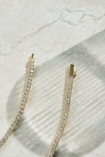 diamond tennis necklace with box closure