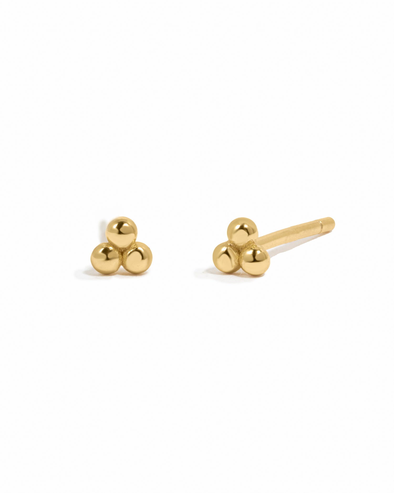 Dainty gold 3 ball stud earrings.