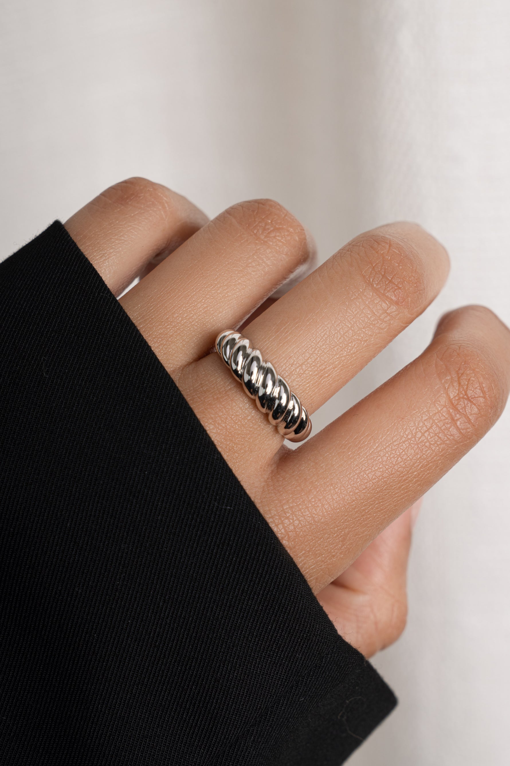Model wearing 925 sterling silver chunky statement croissant ring.