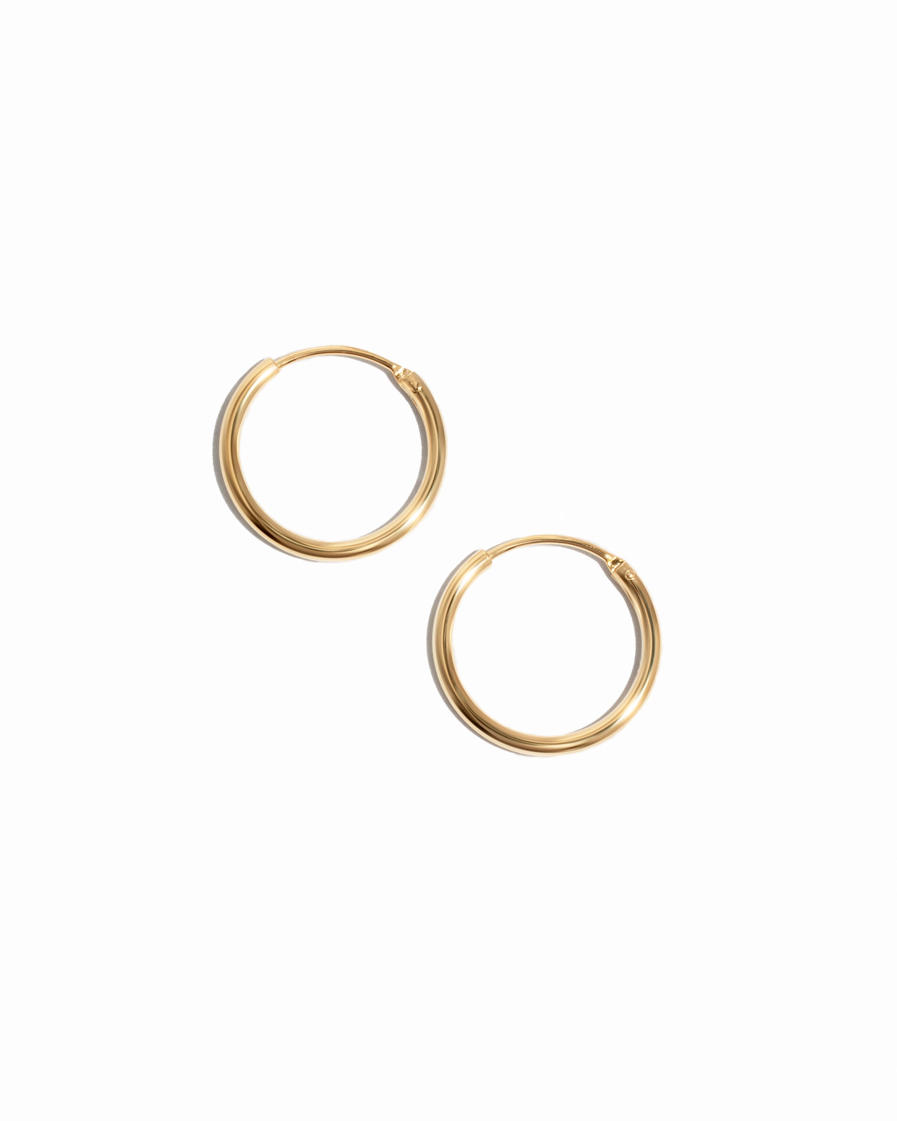 minimalist gold threader earrings 