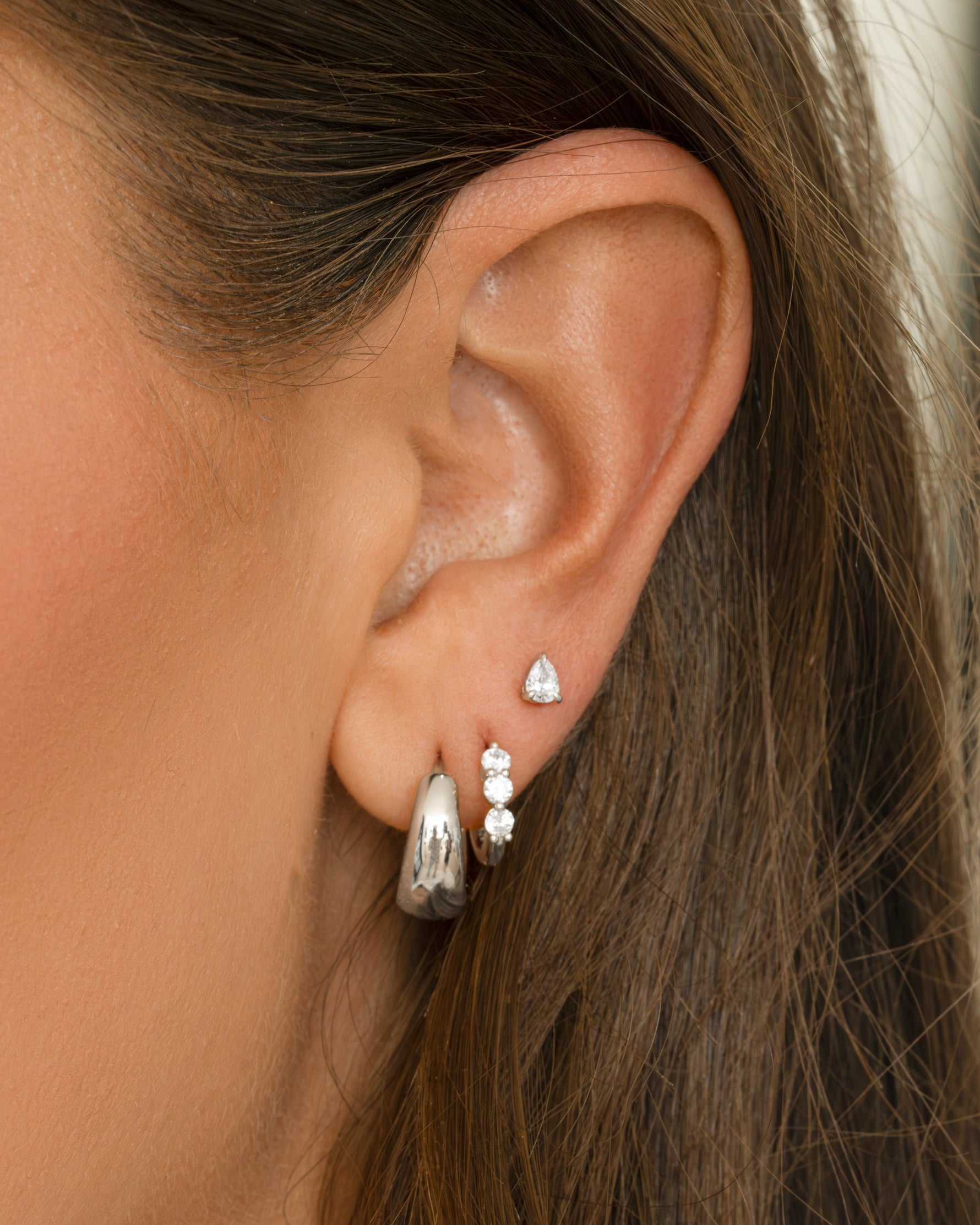 Sterling silver 15mm chunky huggie hoops earrings with post backing, stylish and bold jewelry by Sami Jewels
