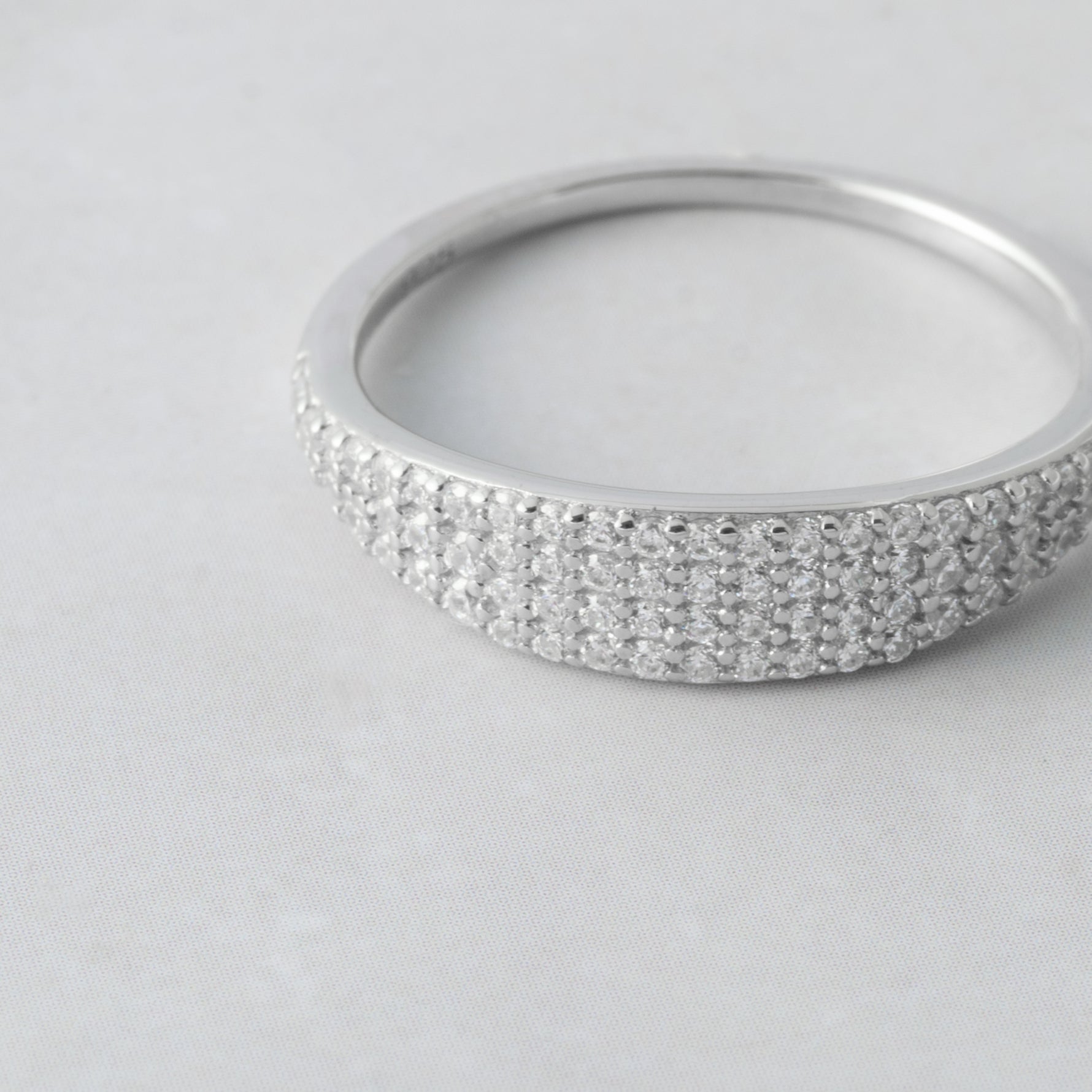 affordable diamond silver ring for gift
