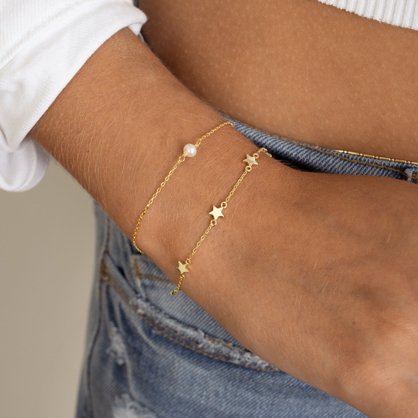 dainty pearl and star bracelet