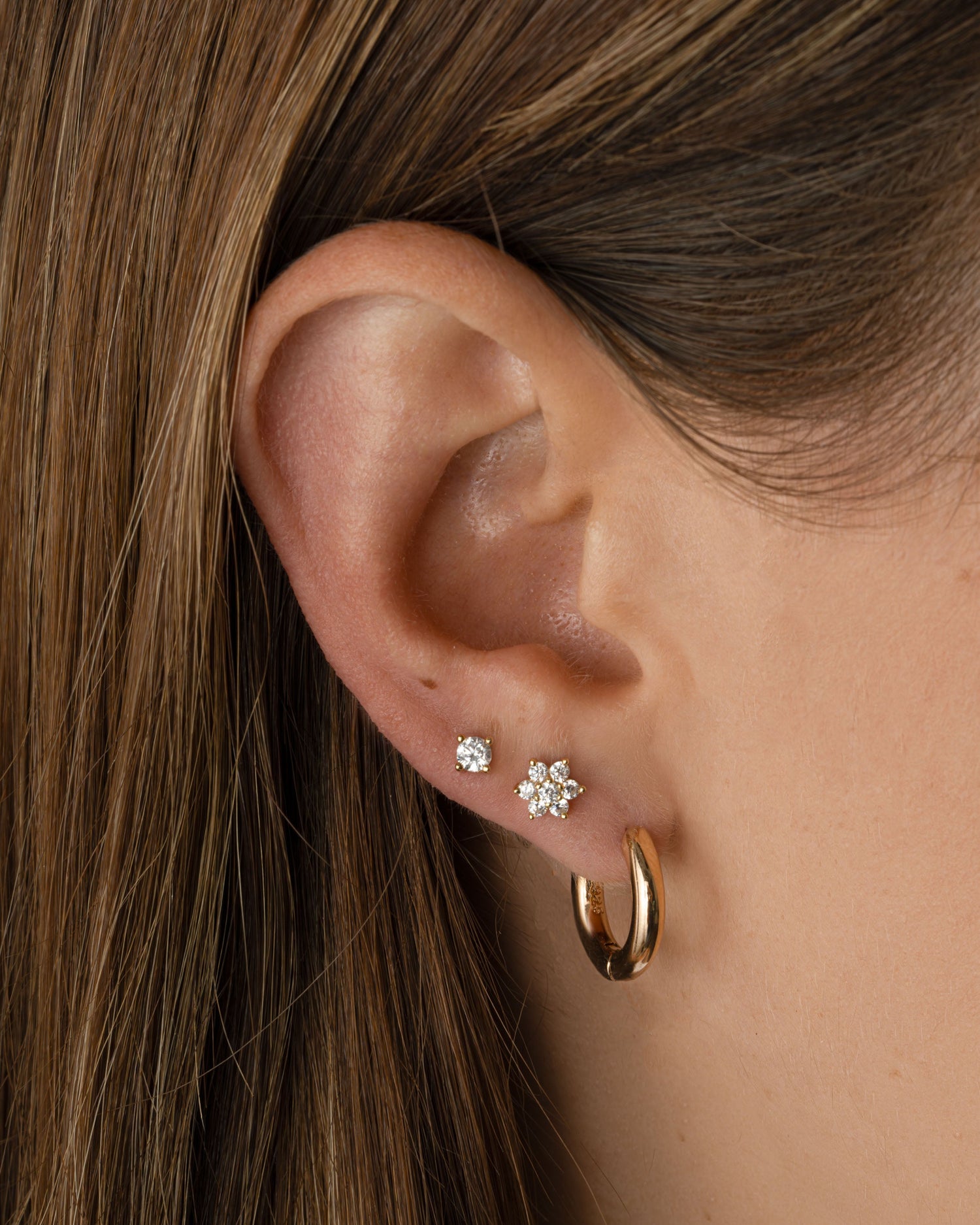diamond flower stud earrings gold model