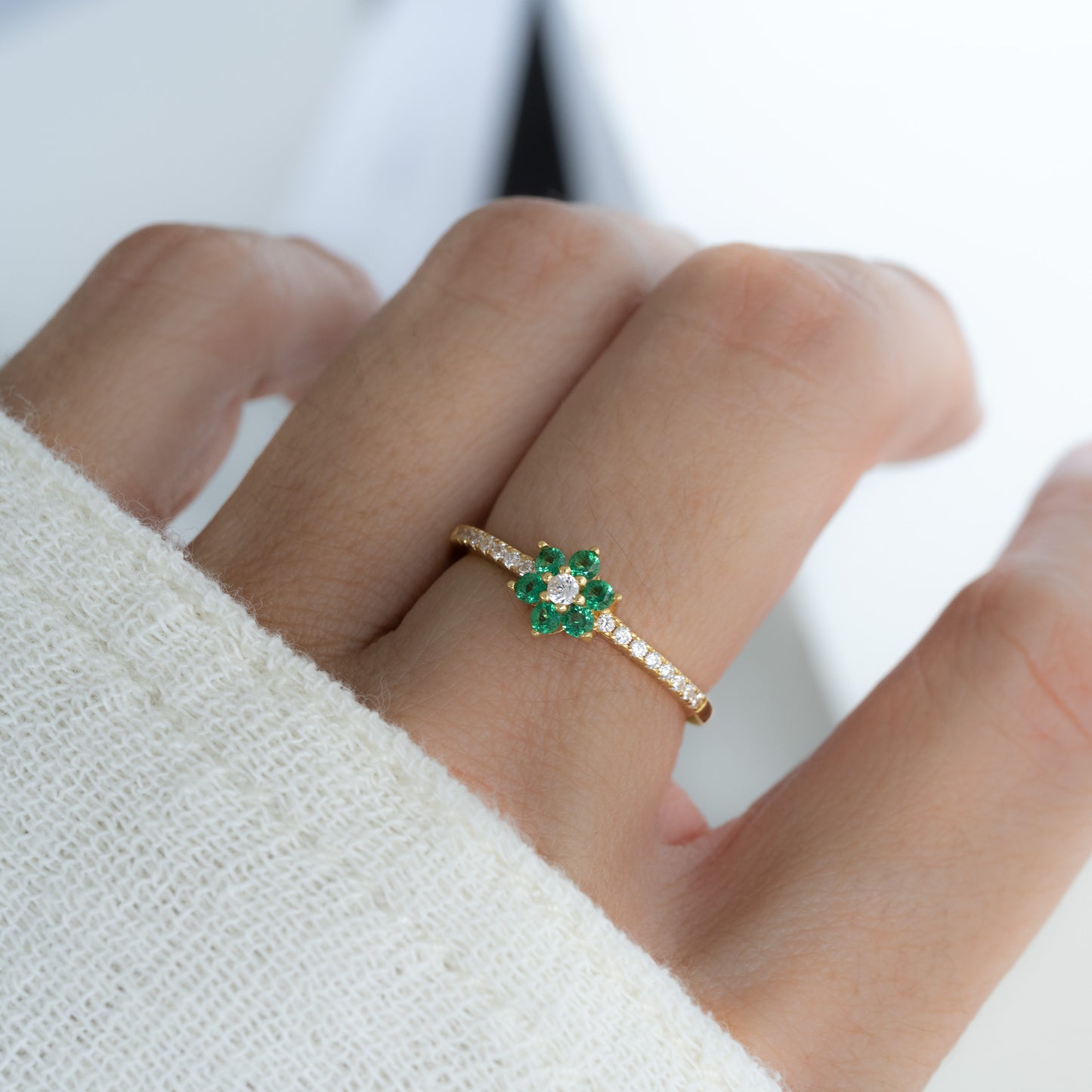 Emerald Flower Ring