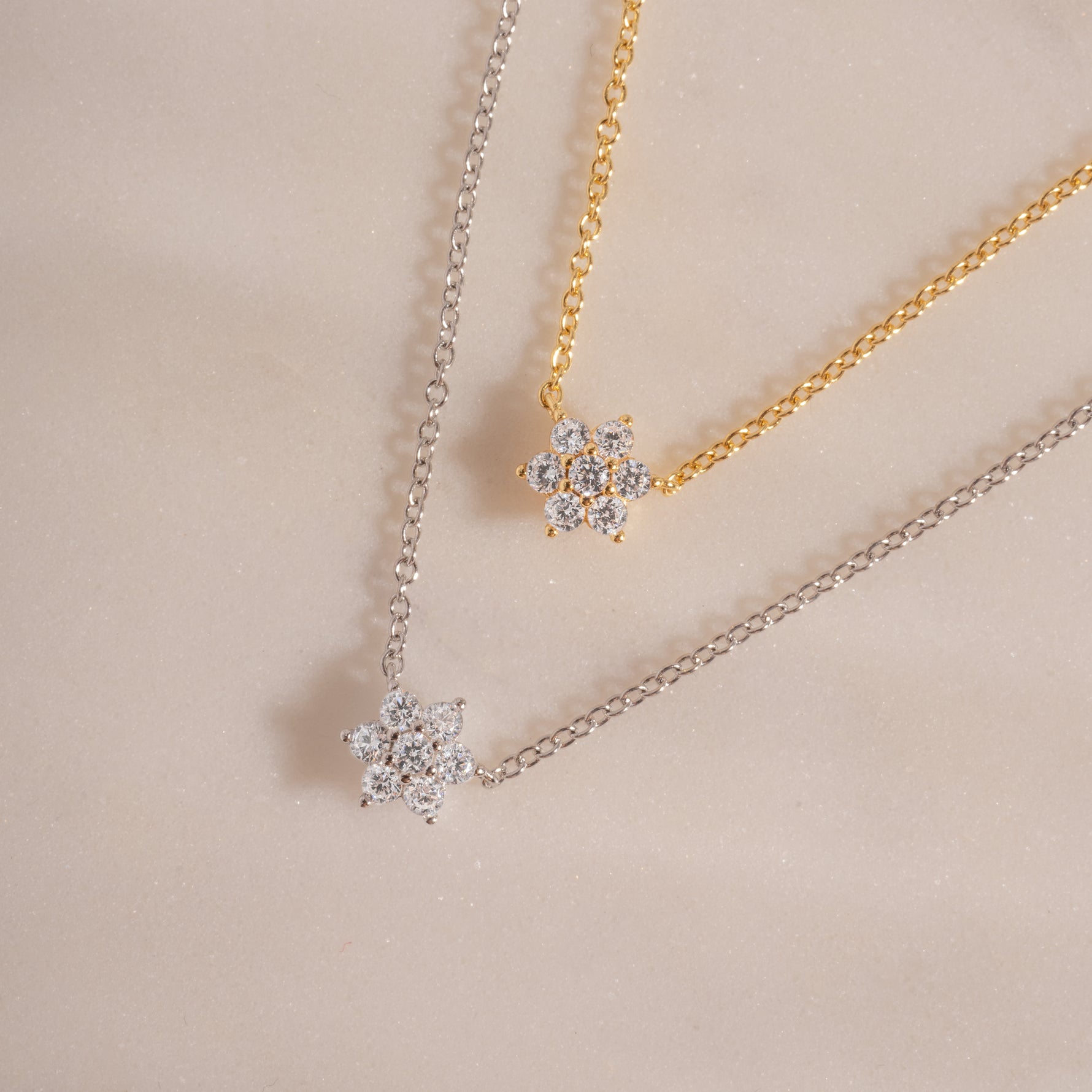 minimalist gold flower pendant necklace