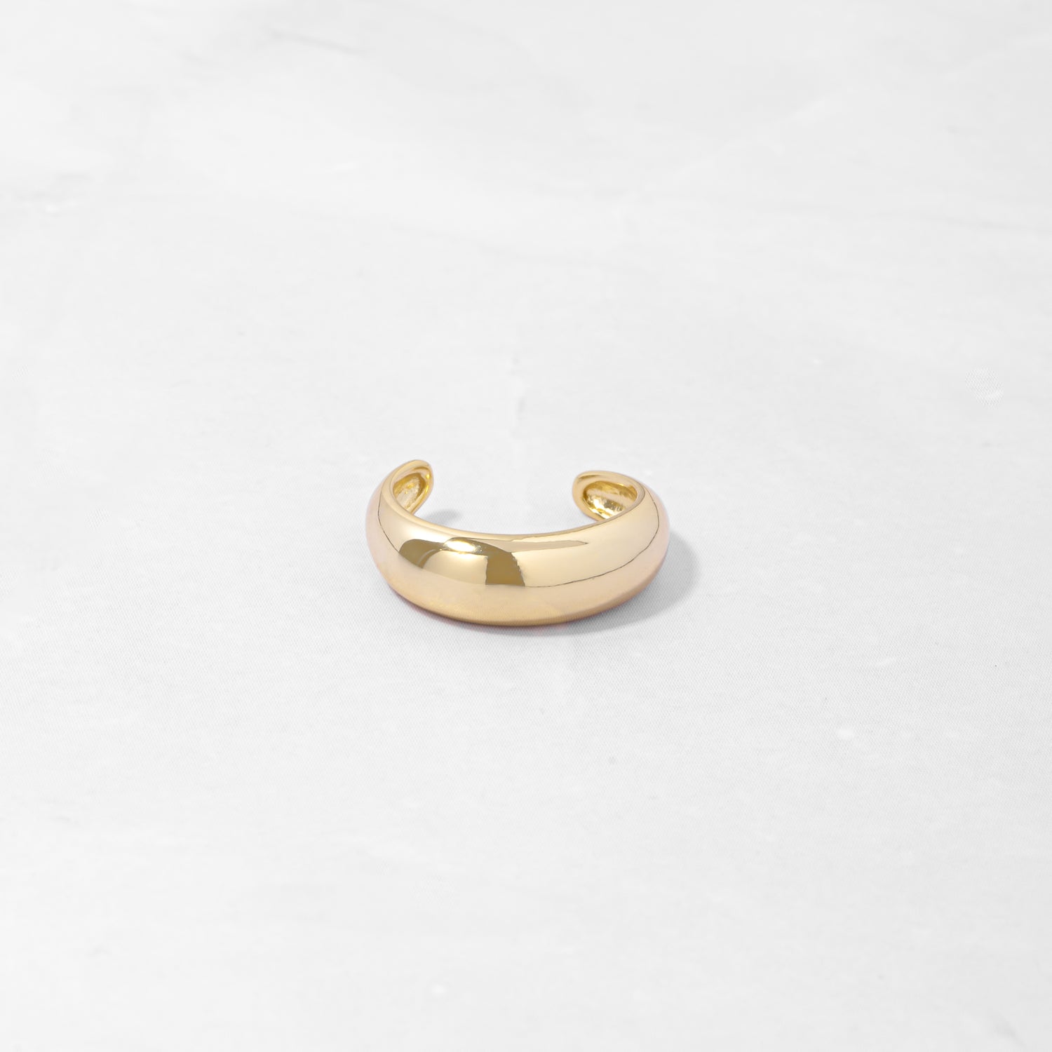 chunky plain gold ear cuff