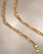 Detail of flat oval mariner links with center bar, view 3