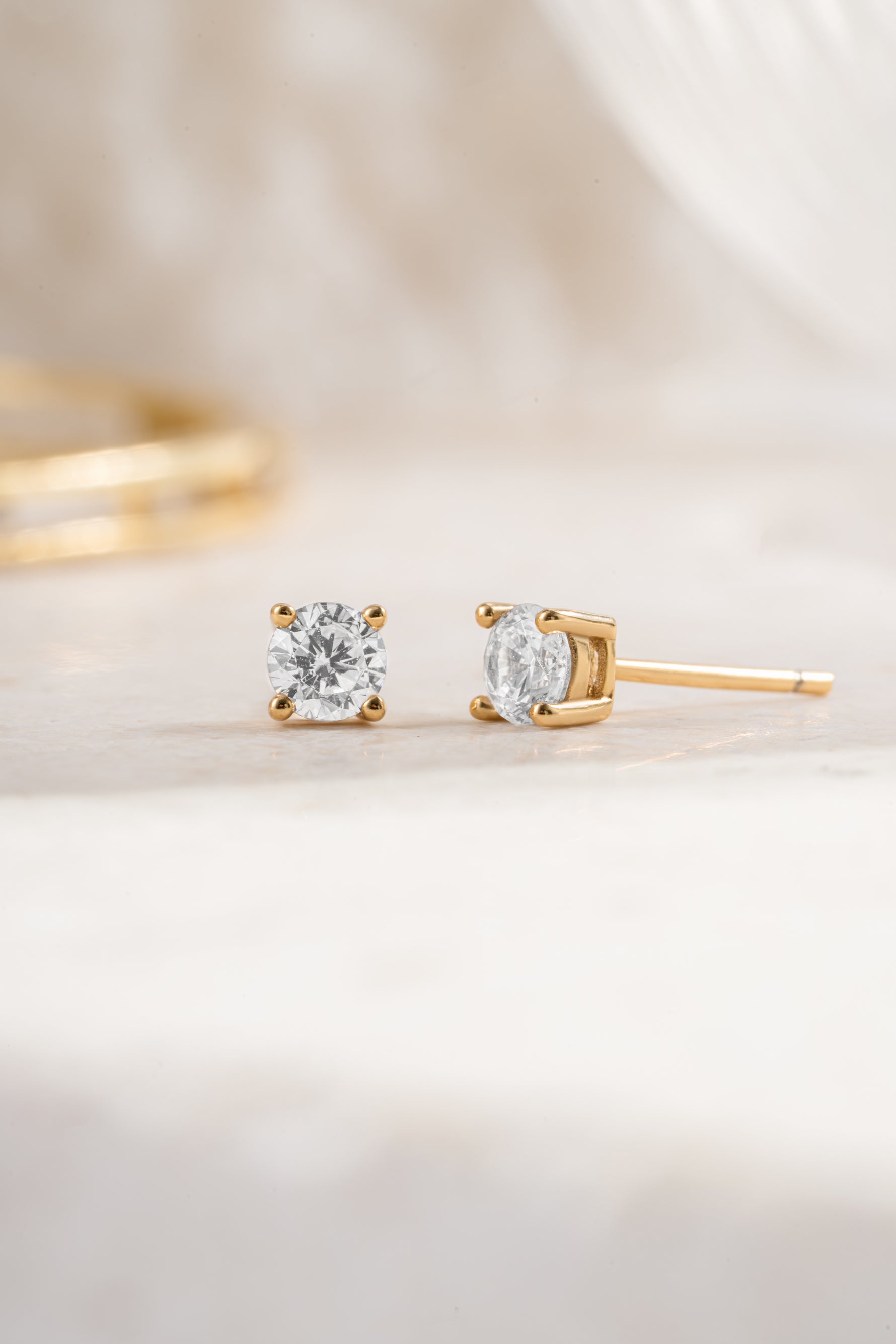 gold plated 4mm solitaire stud earrings stone detail