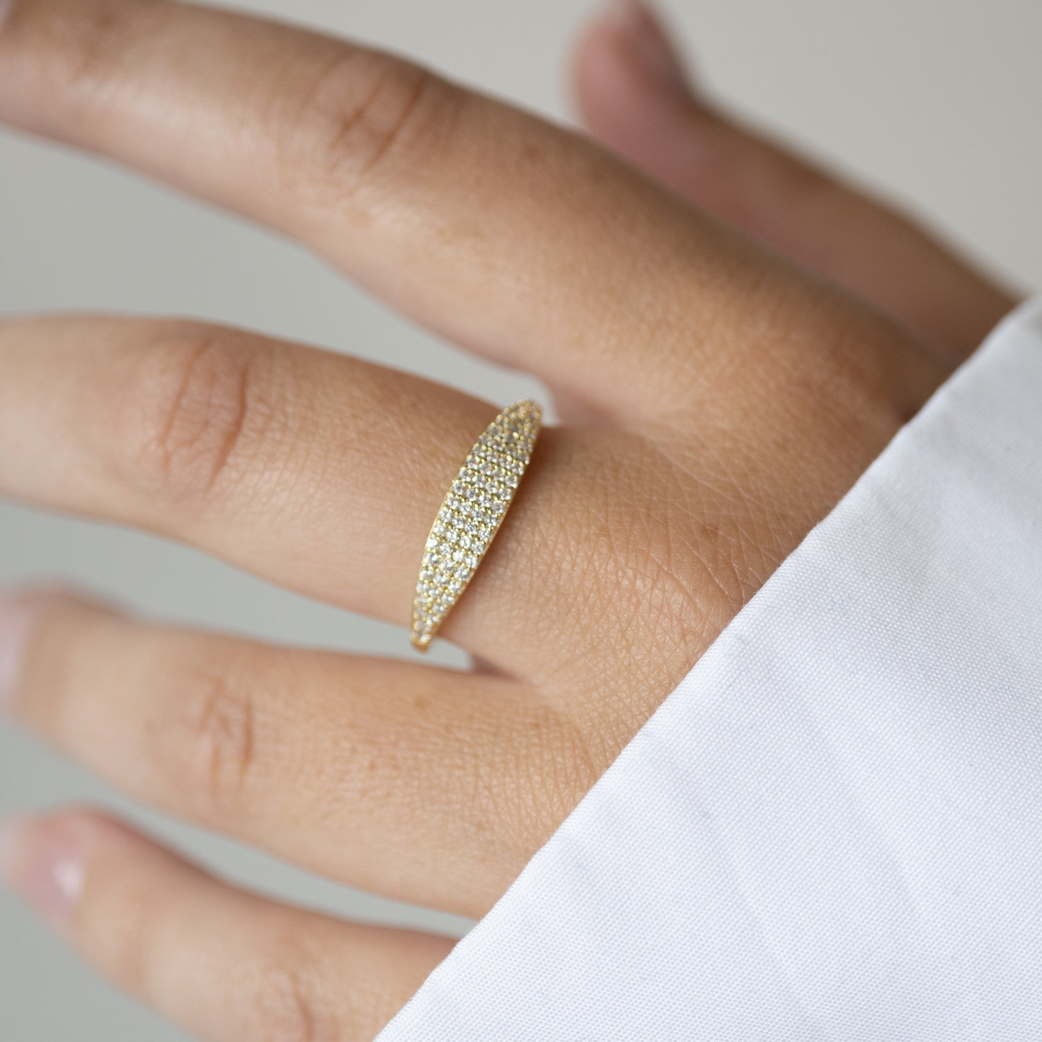 diamond gold signet ring for women