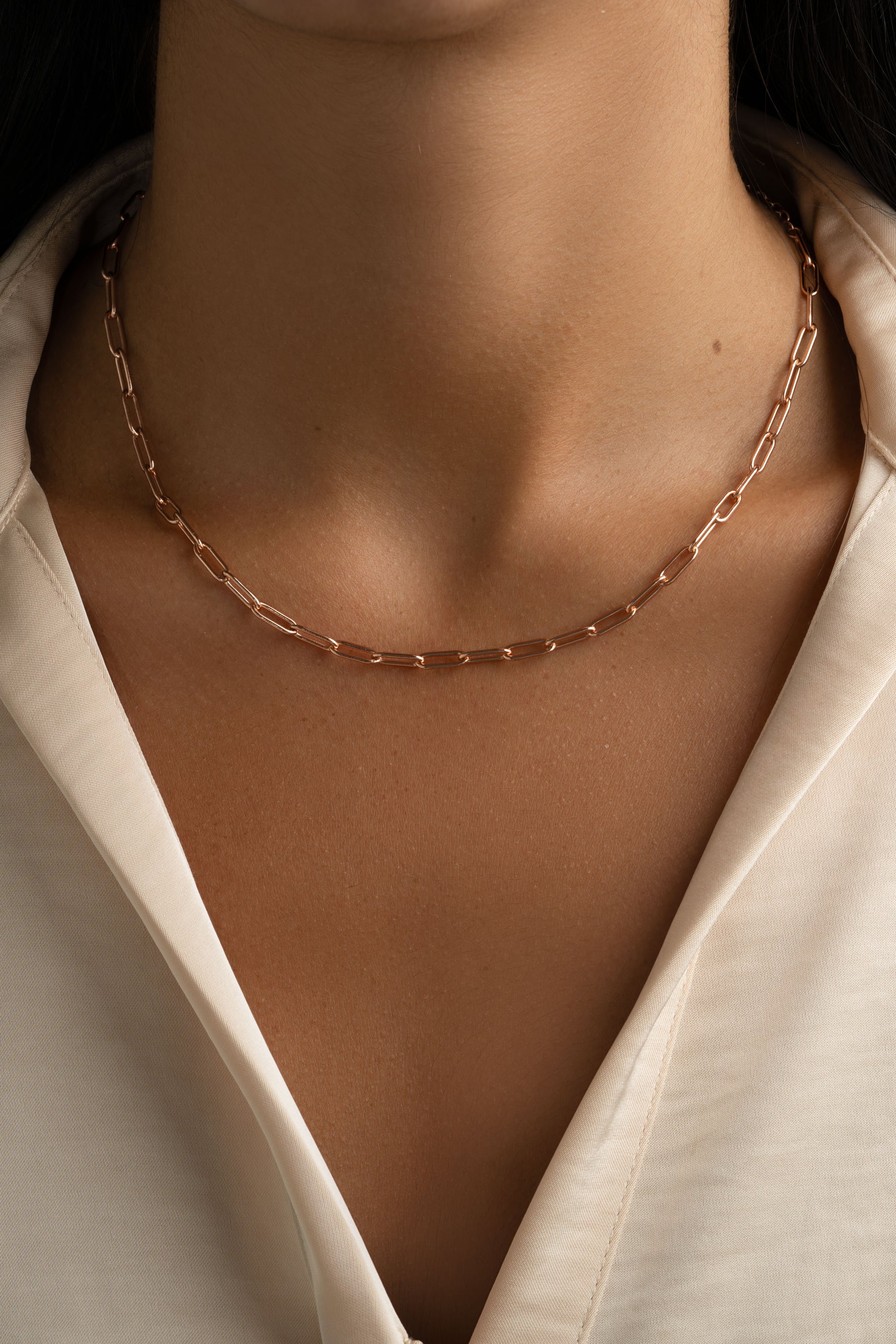 Rose gold Paperclip Necklace by Sami Jewels featuring sleek interlinked paperclip chain design.