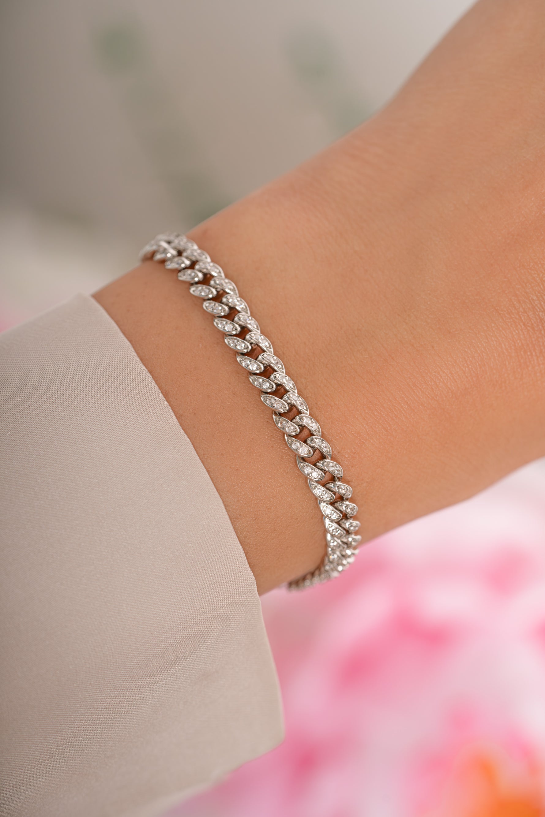 Silver Pavé Chain Link Bracelet by Sami Jewels featuring sparkling pavé-set links on a sleek bracelet design.