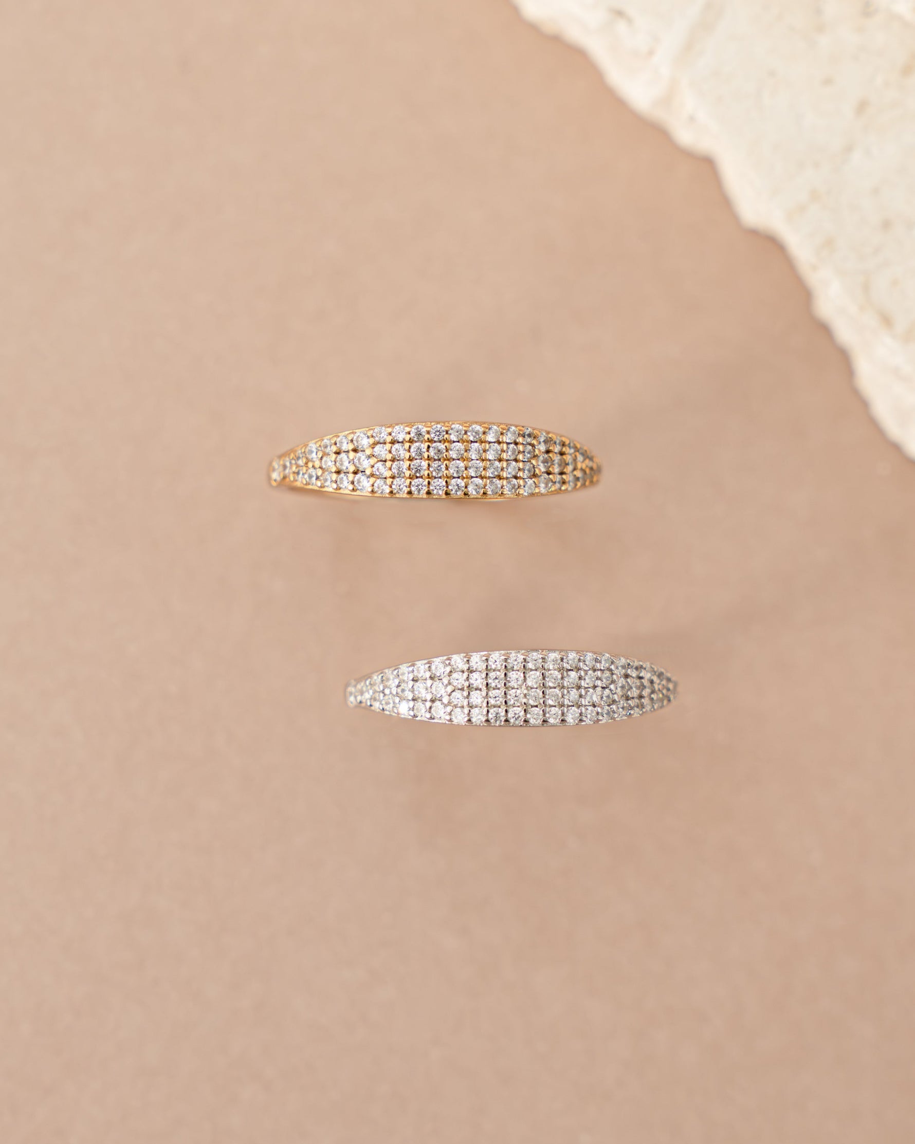 Pavé Signet Ring - Sami Jewels