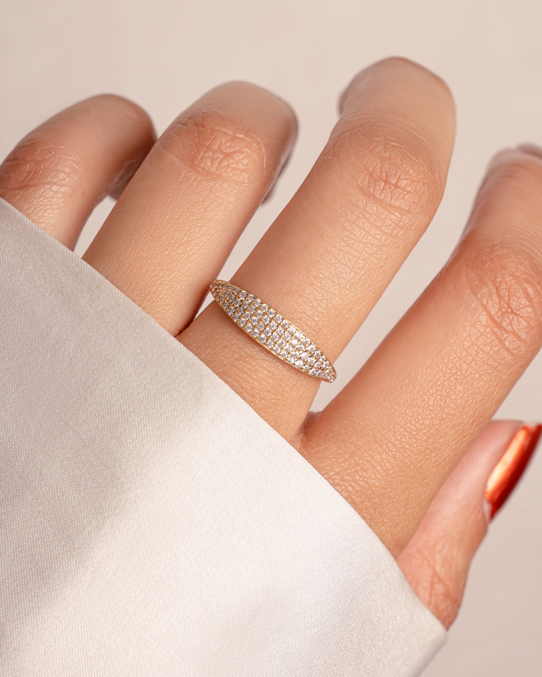 Pavé Signet Ring - Sami Jewels