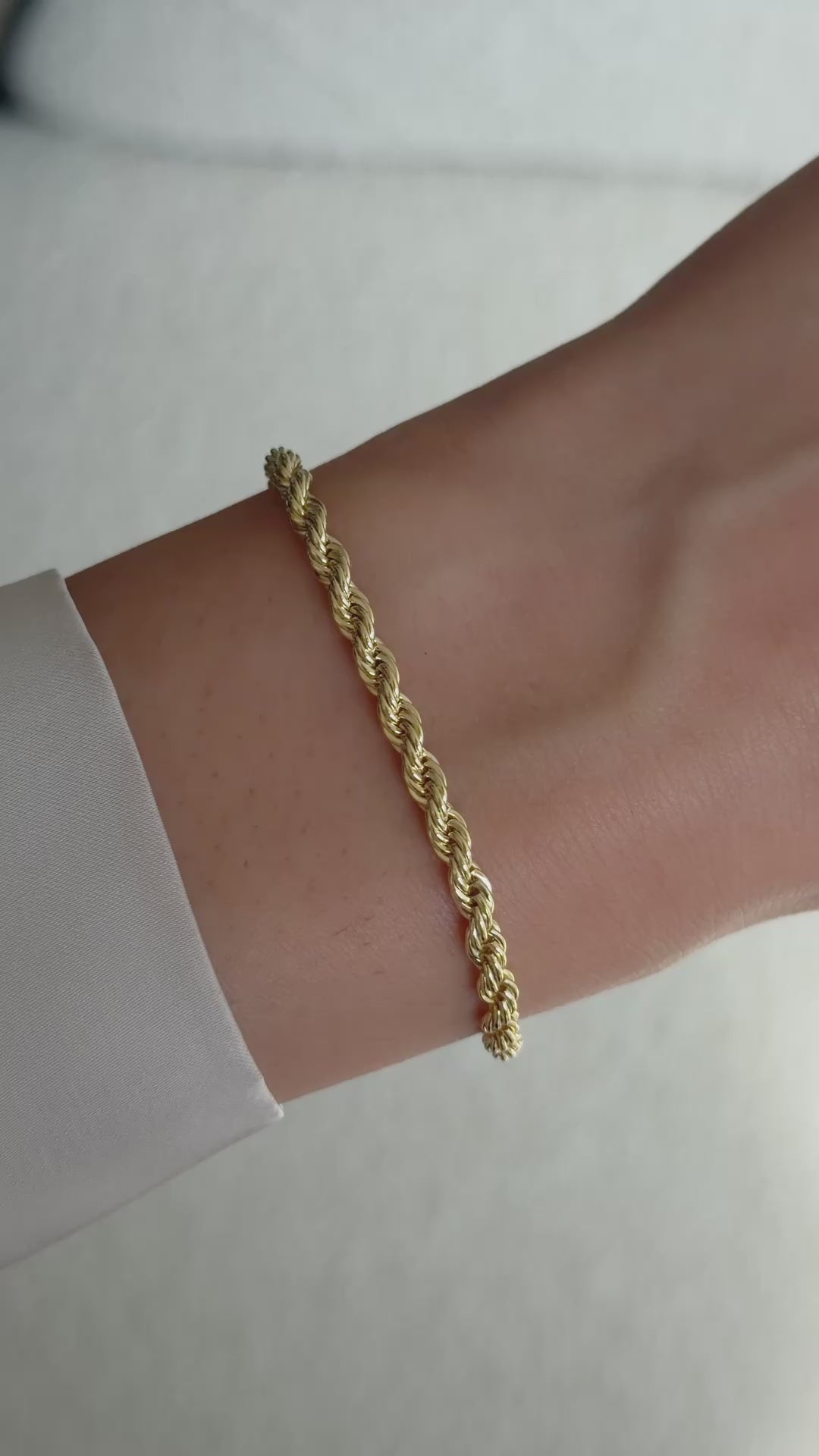 rope chain bracelet in gold on model video