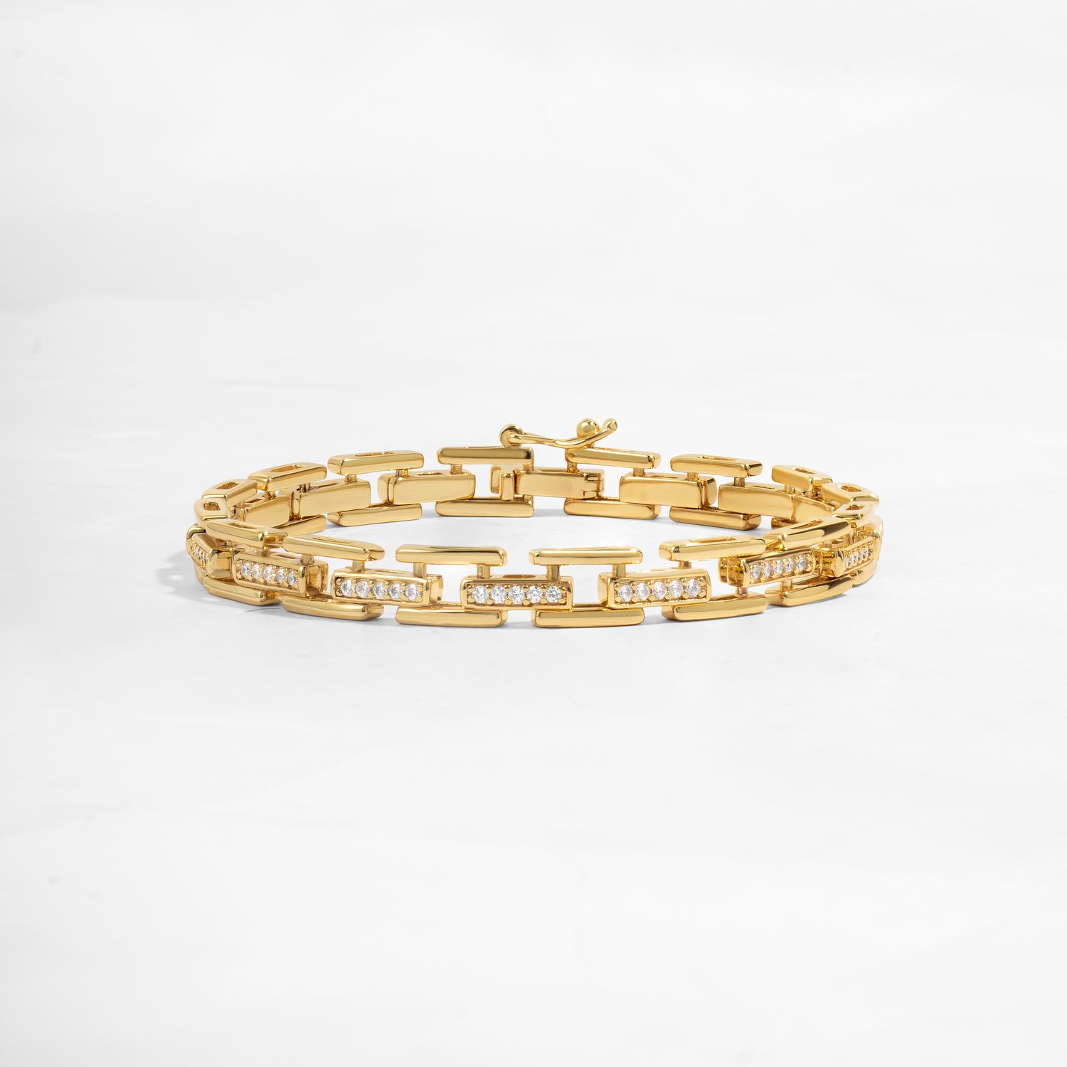 closeup of gold chain link bracelet
