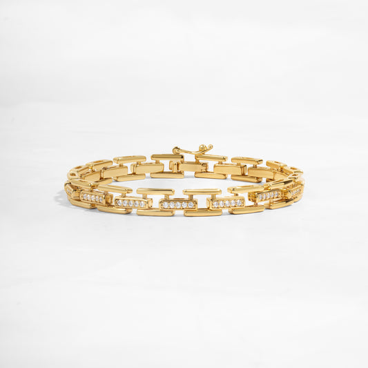 closeup of gold chain link bracelet