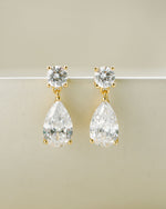 Gold teardrop diamond earrings 