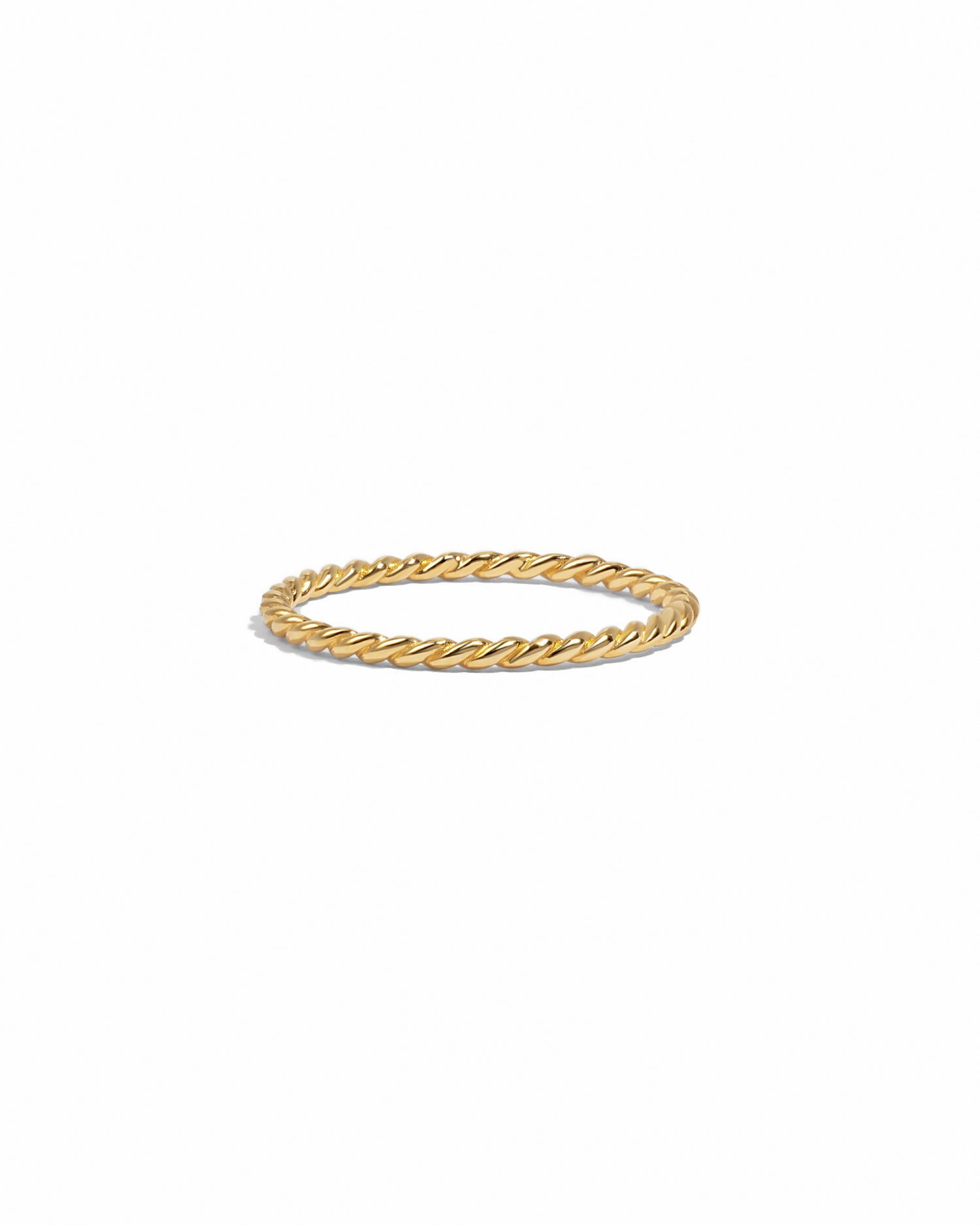 closeup image of gold spiral band