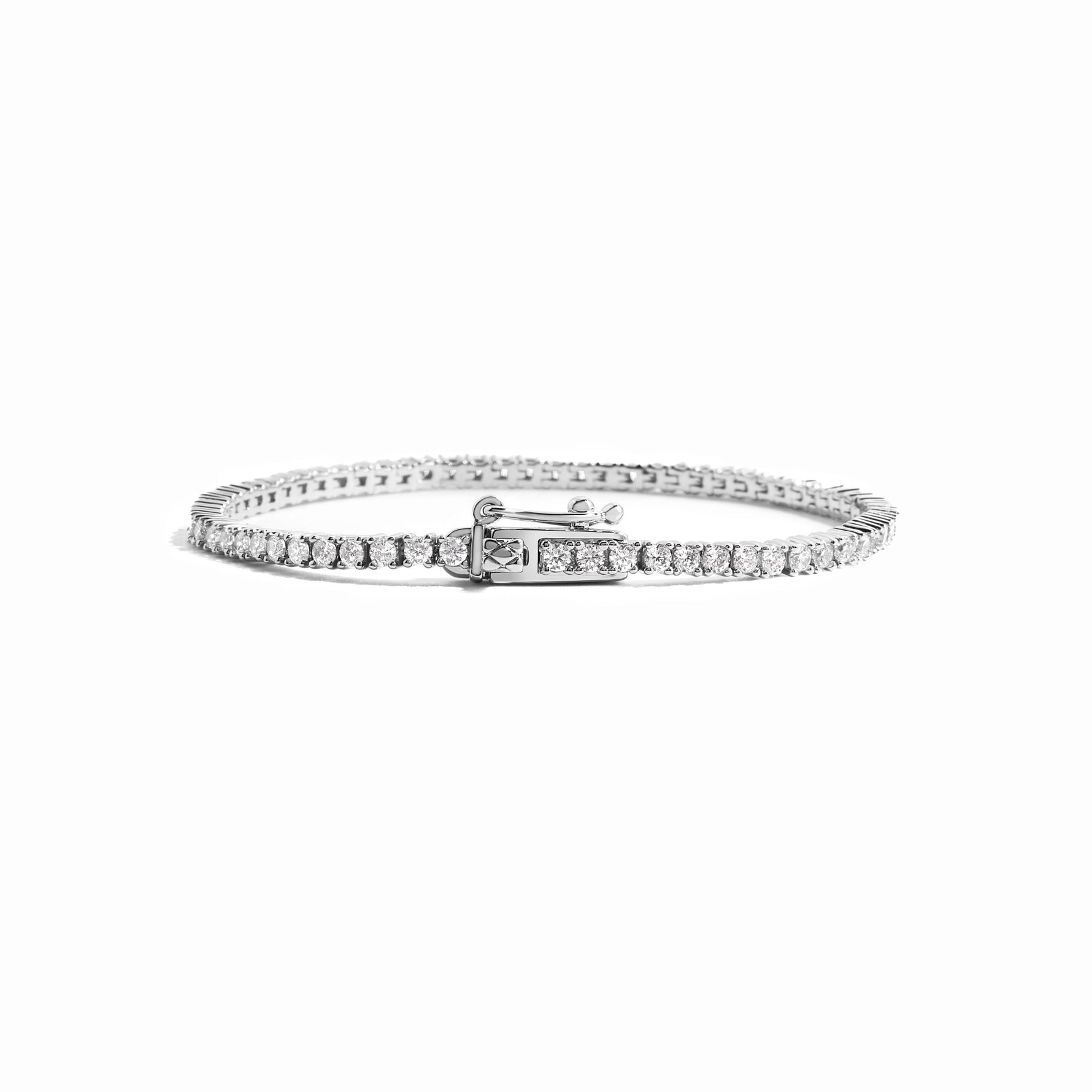 closeup image of silver tennis cz tennis bracelet