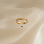 a simple gold band