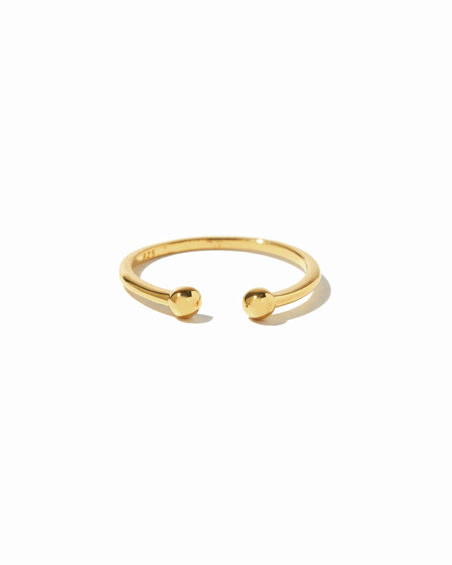 closeup image gold ring