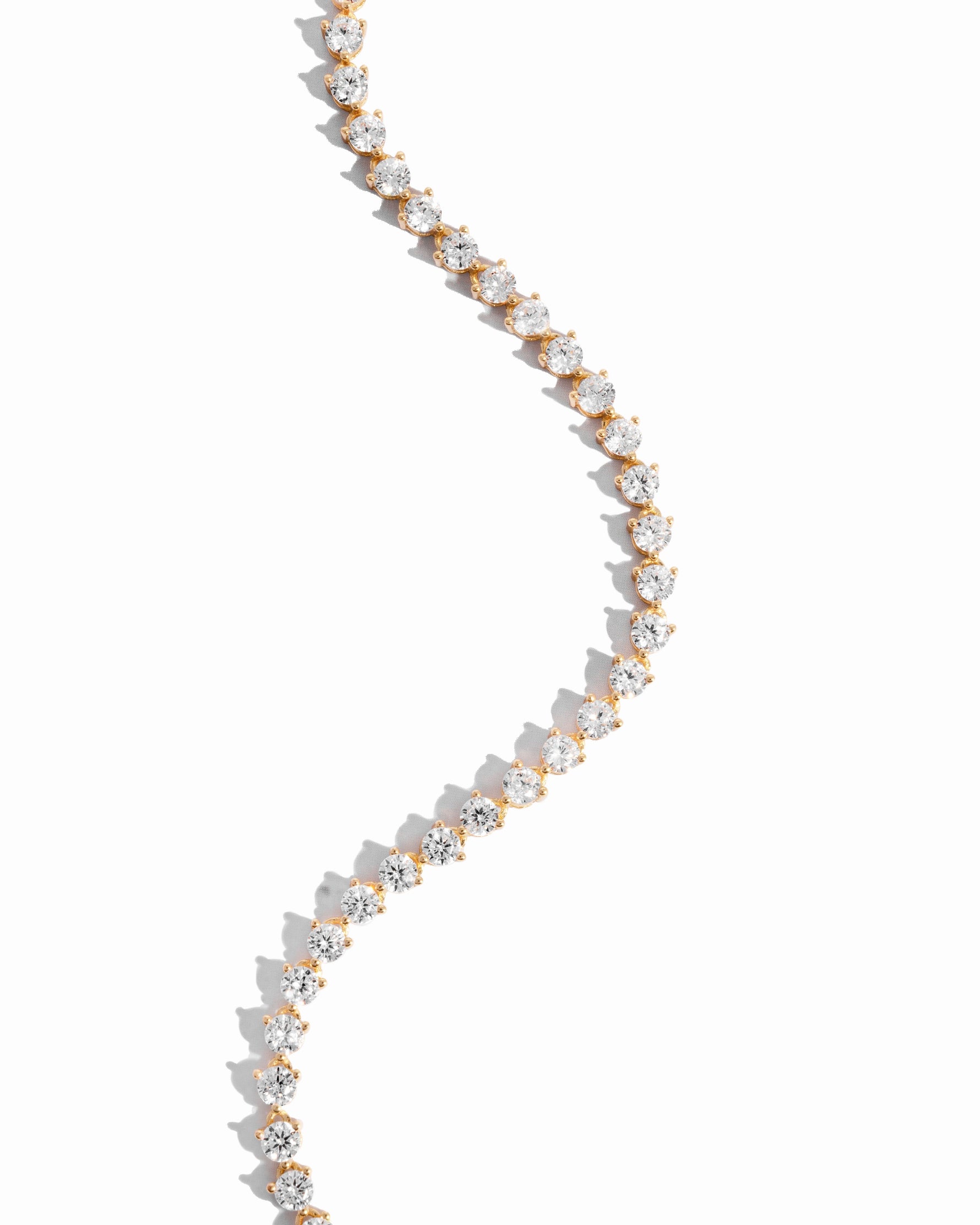 gold minimalist stacking bracelet 