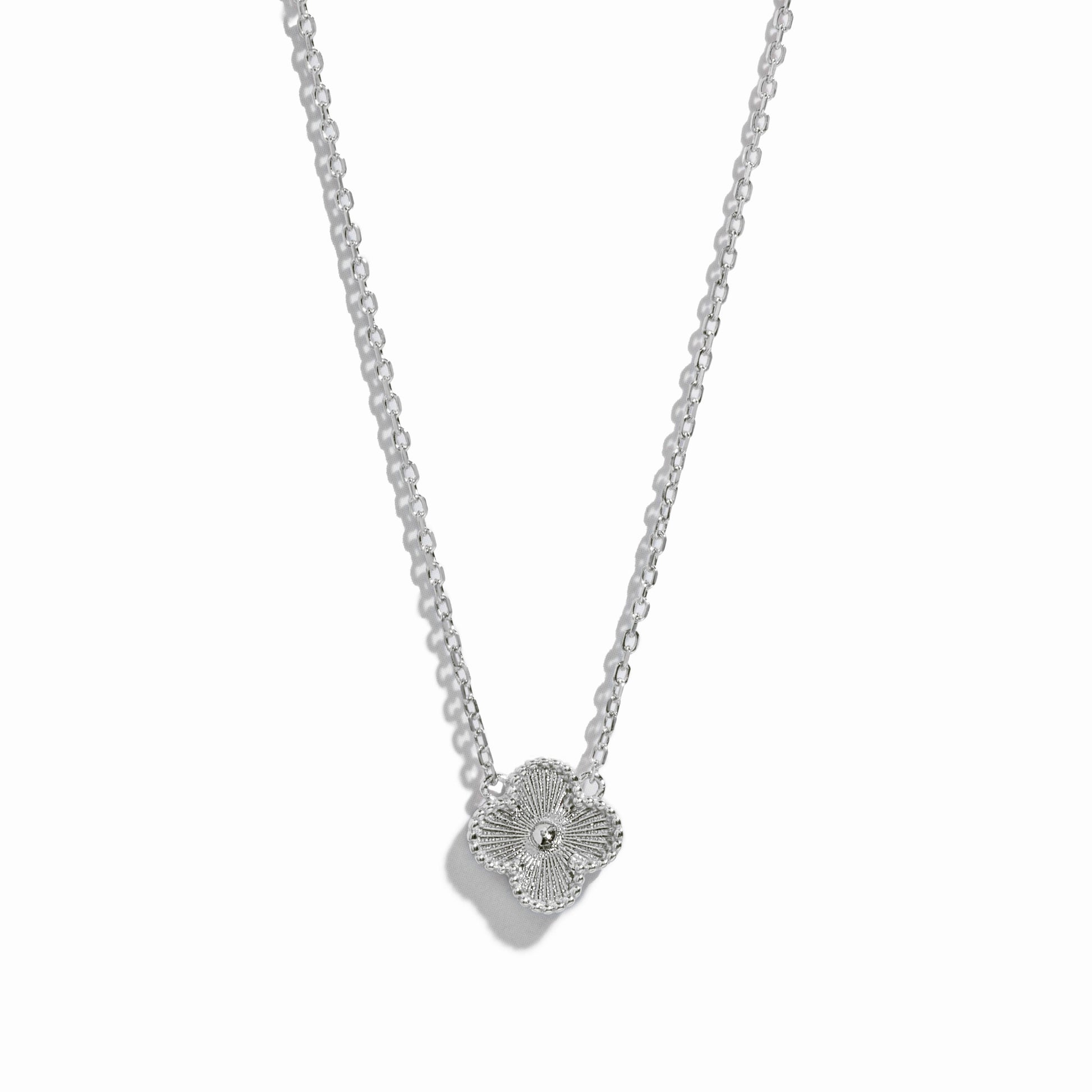 silver four leaf clover design necklace 