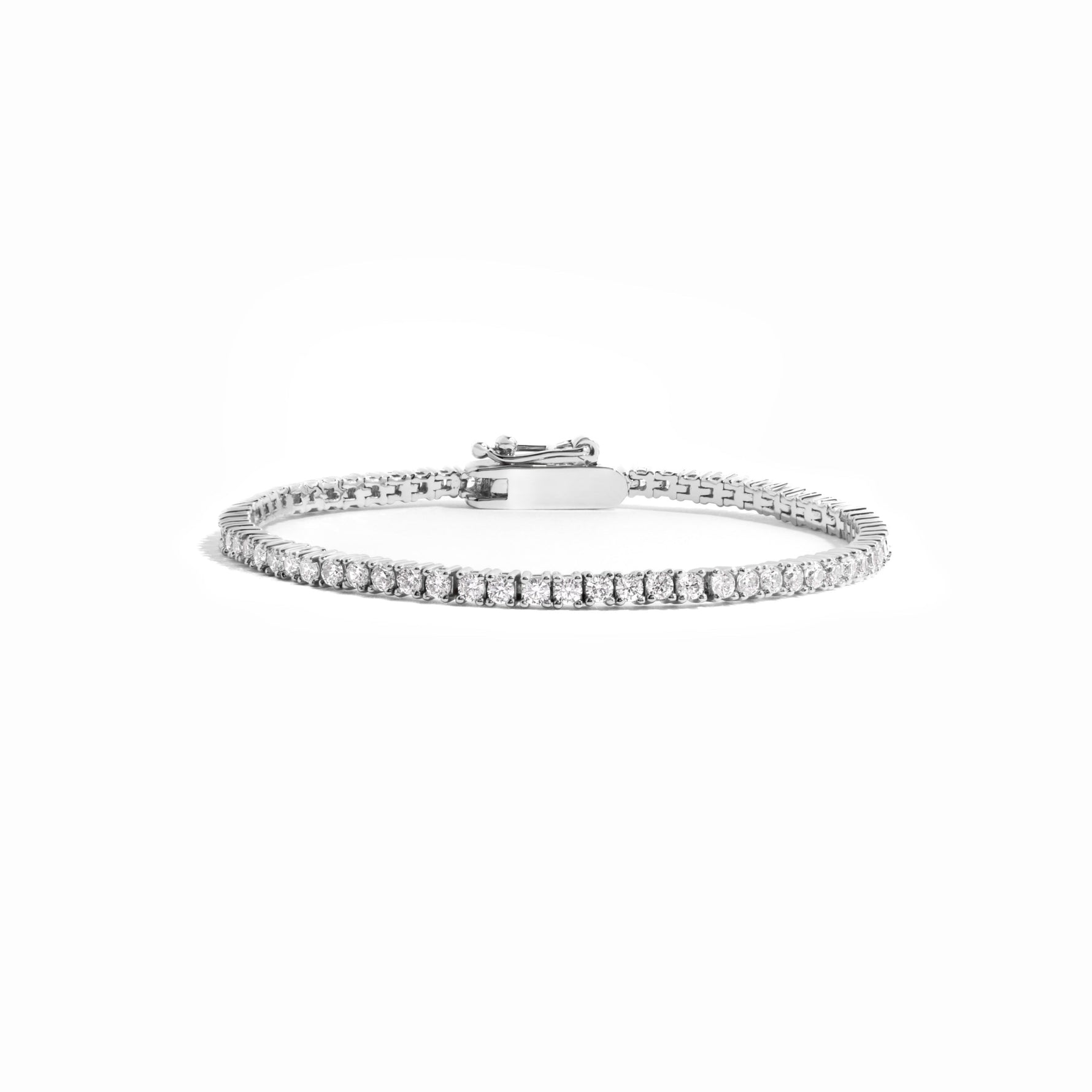 closeup image of silver cz tennis bracelet