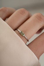 Sterling silver peridot birthstone baguette cut ring