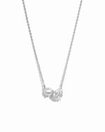 Silver chain necklace with a diamond pendant 