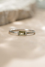 Sterling silver peridot diamond ring