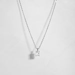 minimalist necklace