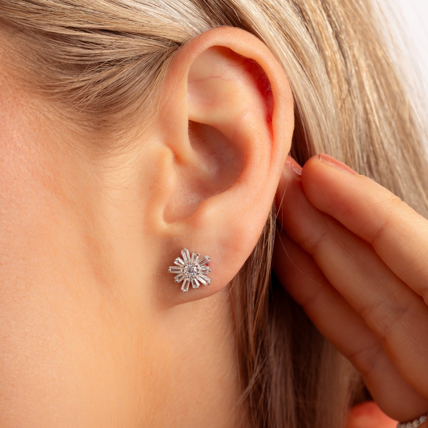 sterling silver diamond stud earrings