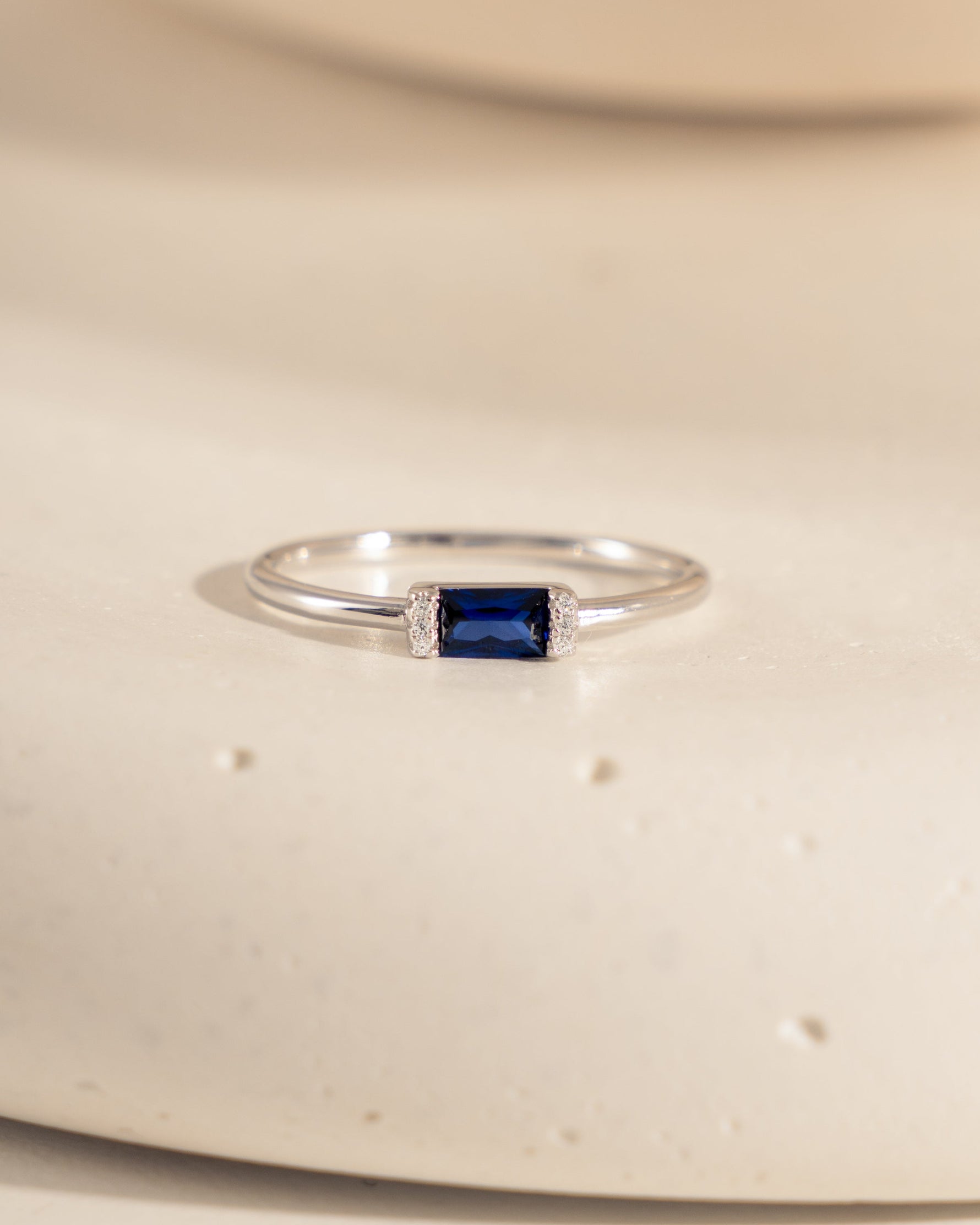sterling silver sapphire diamond bageutte ring front view